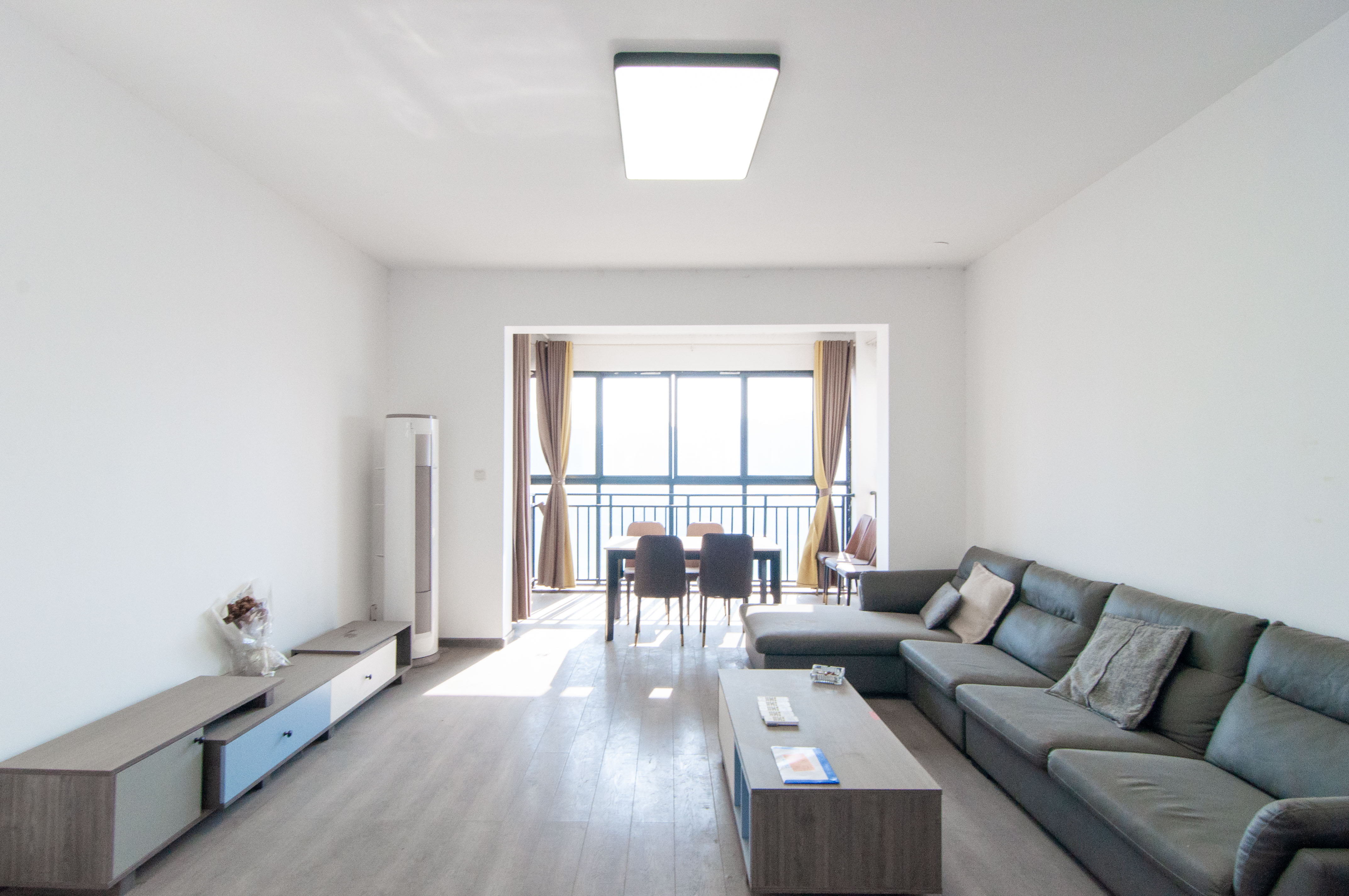 中建梅溪湖中心  4室2厅3卫    336.6万 中建梅溪湖中心  4室2厅3卫    336.6万