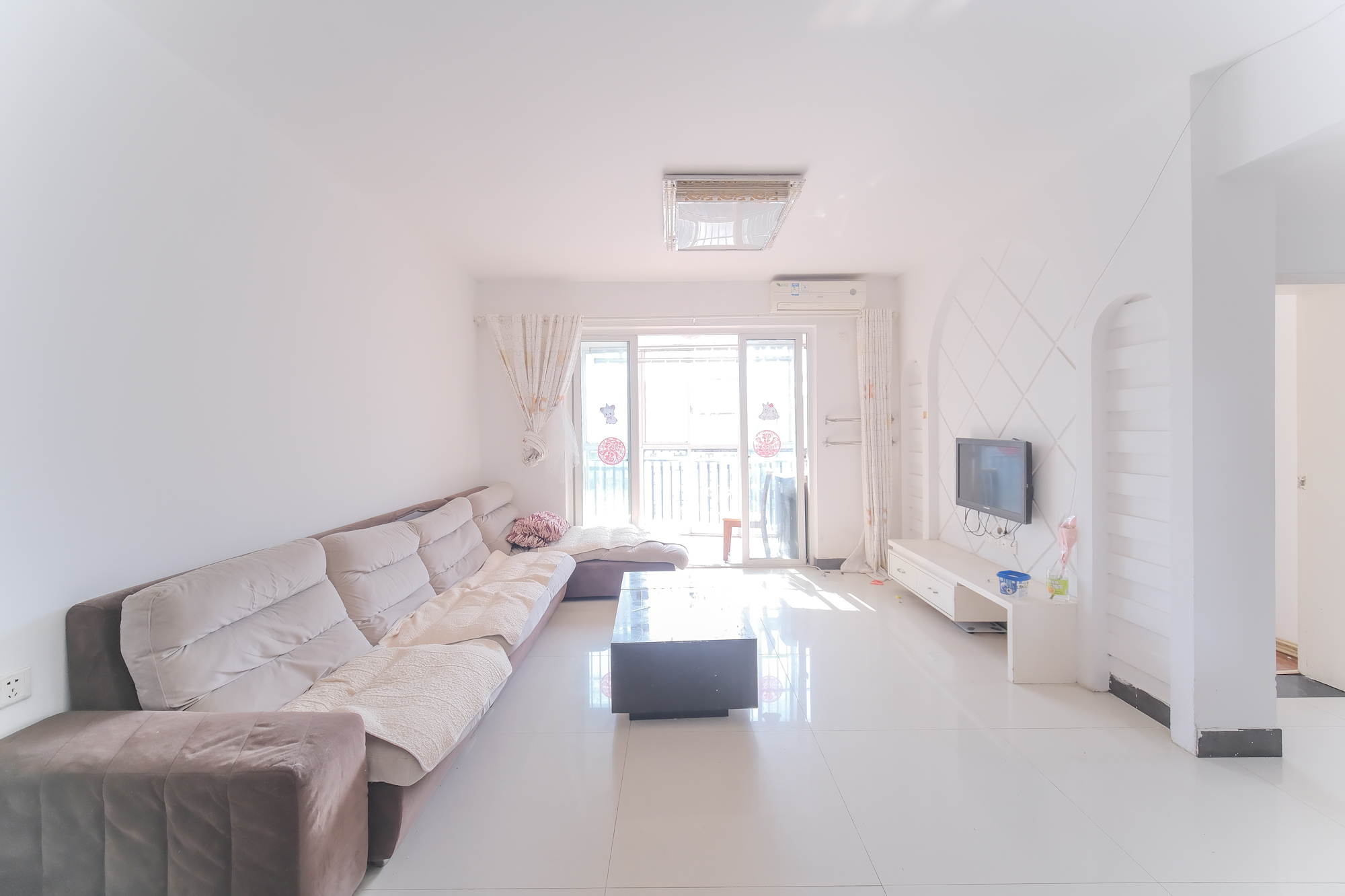 世景华庭 2室2厅1卫 42.0万 世景华庭 2室2厅1卫 42.0万其他