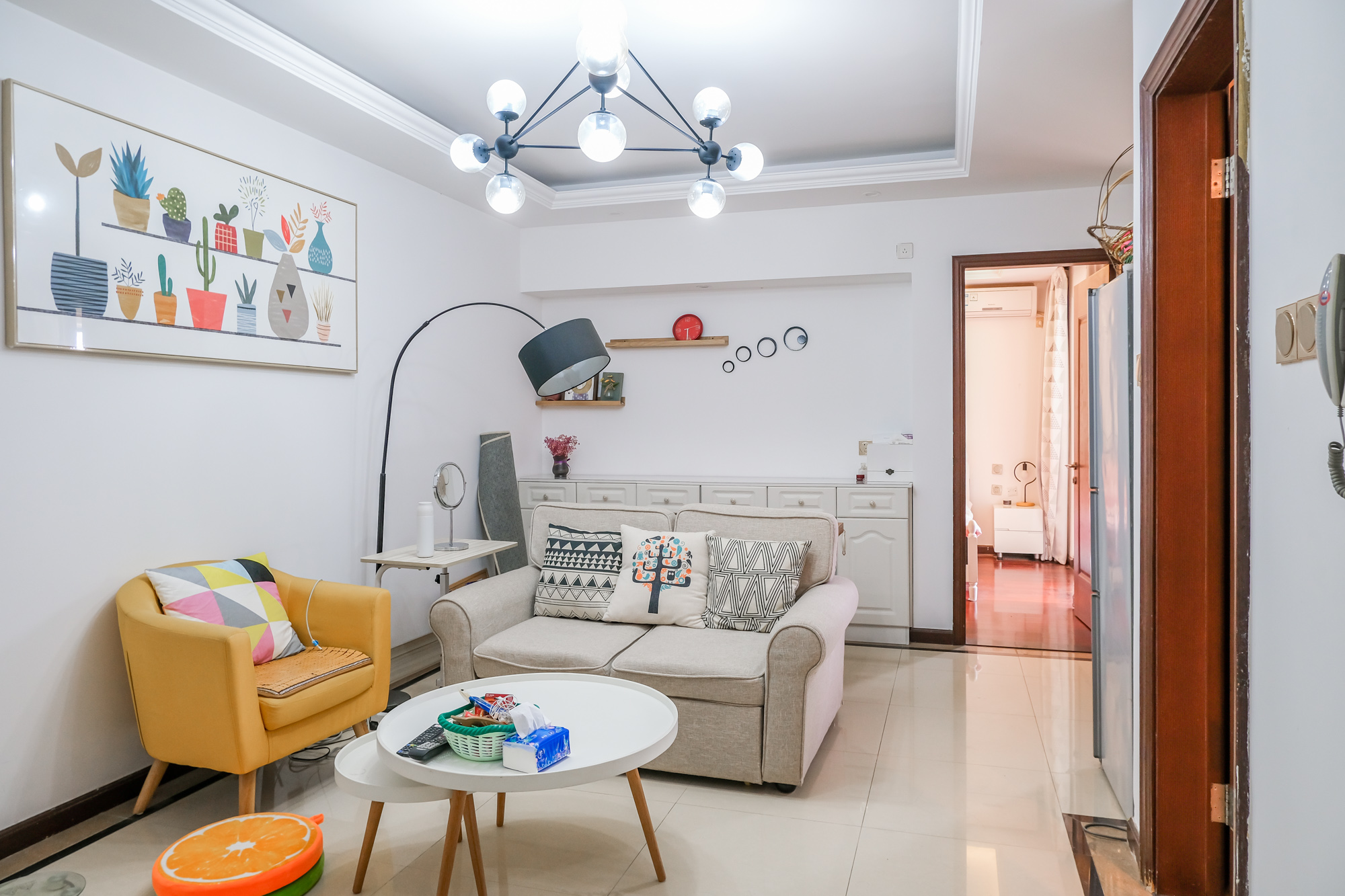 郡原居里 1室1厅1卫 30.0万 郡原居里 1室1厅1卫 30.0万客厅