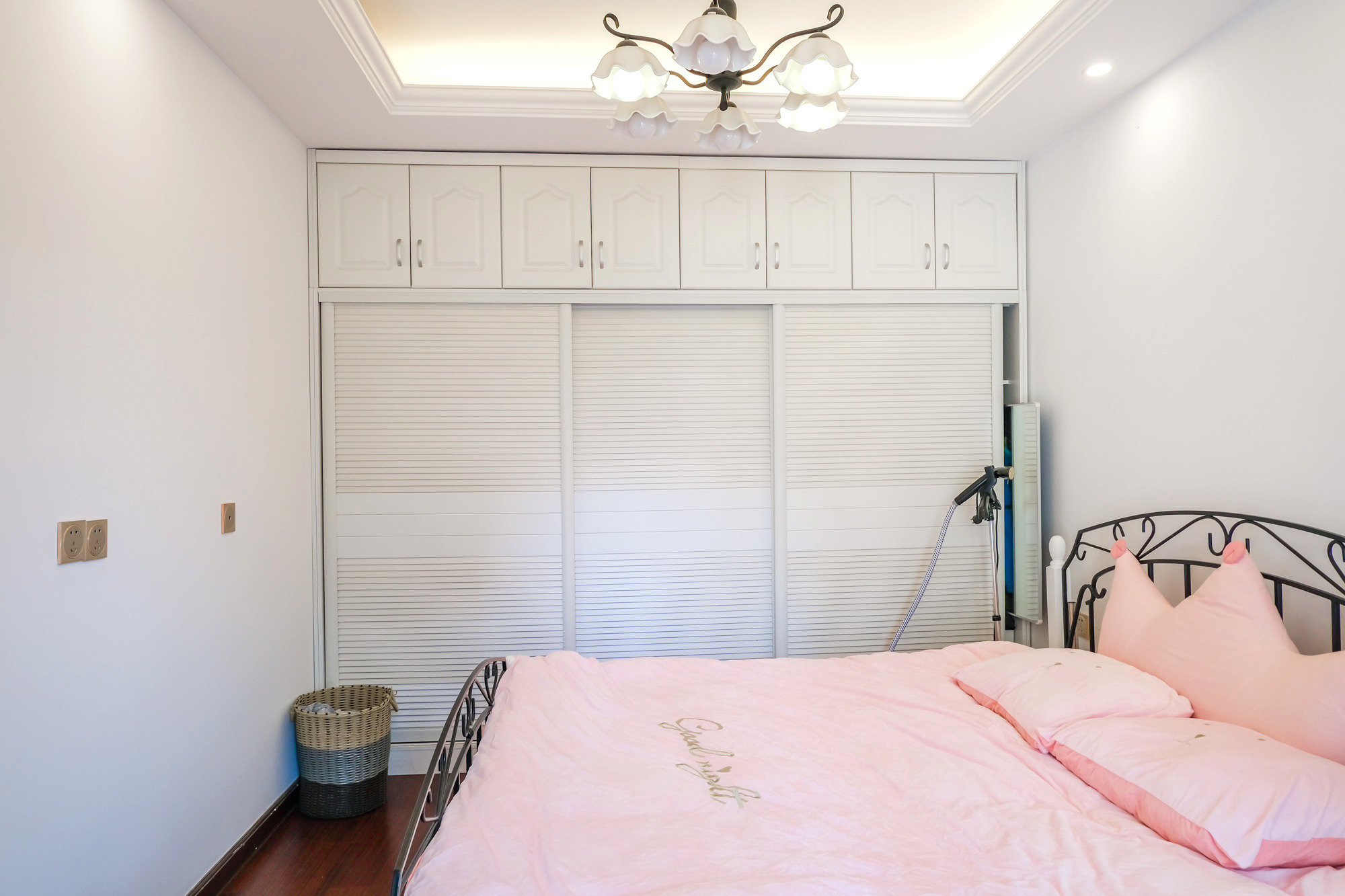 郡原居里 1室1厅1卫 30.0万 郡原居里 1室1厅1卫 30.0万卧室