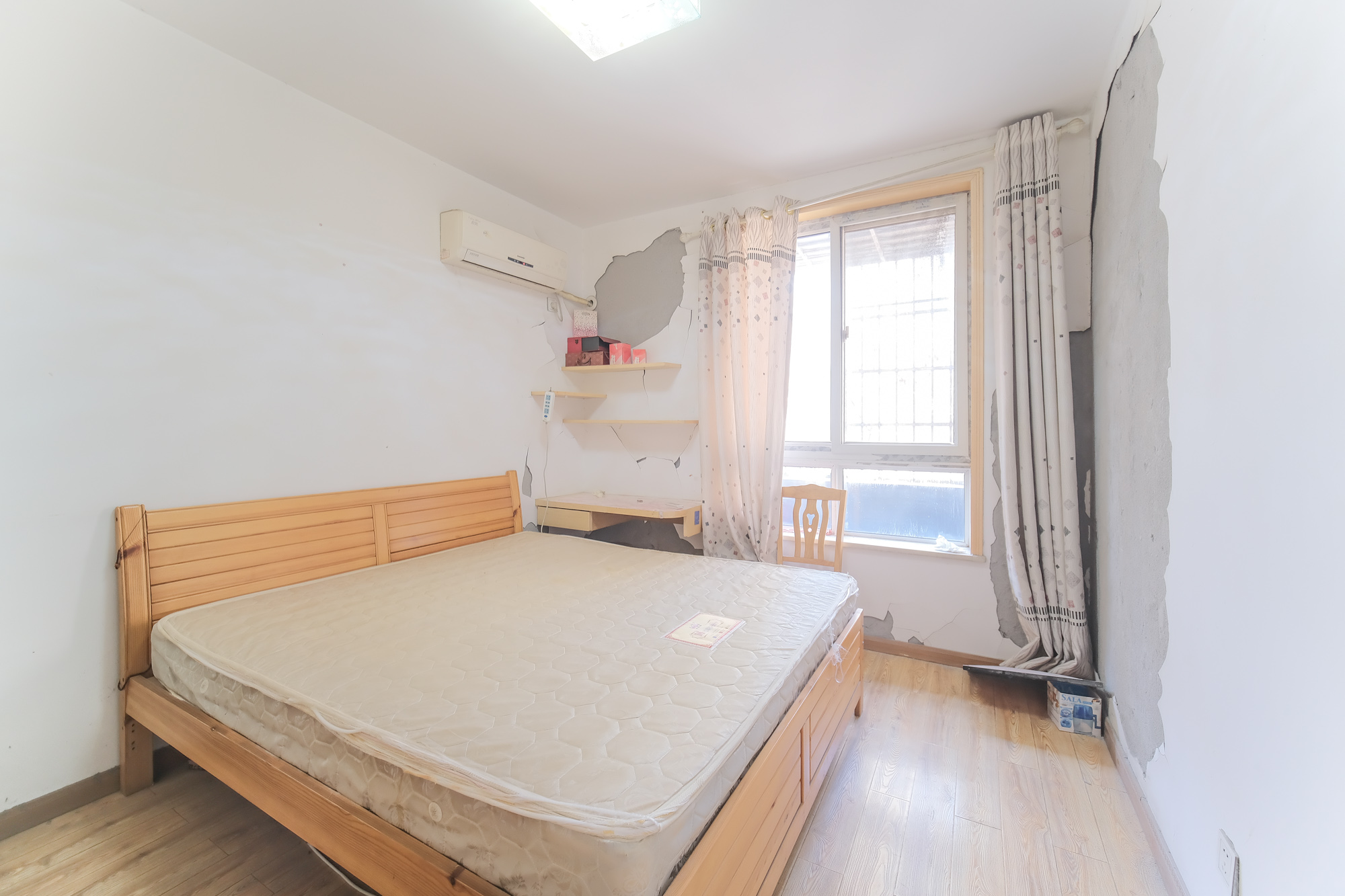 山水湾  2室2厅1卫    36.8万 山水湾  2室2厅1卫    36.8万卧室