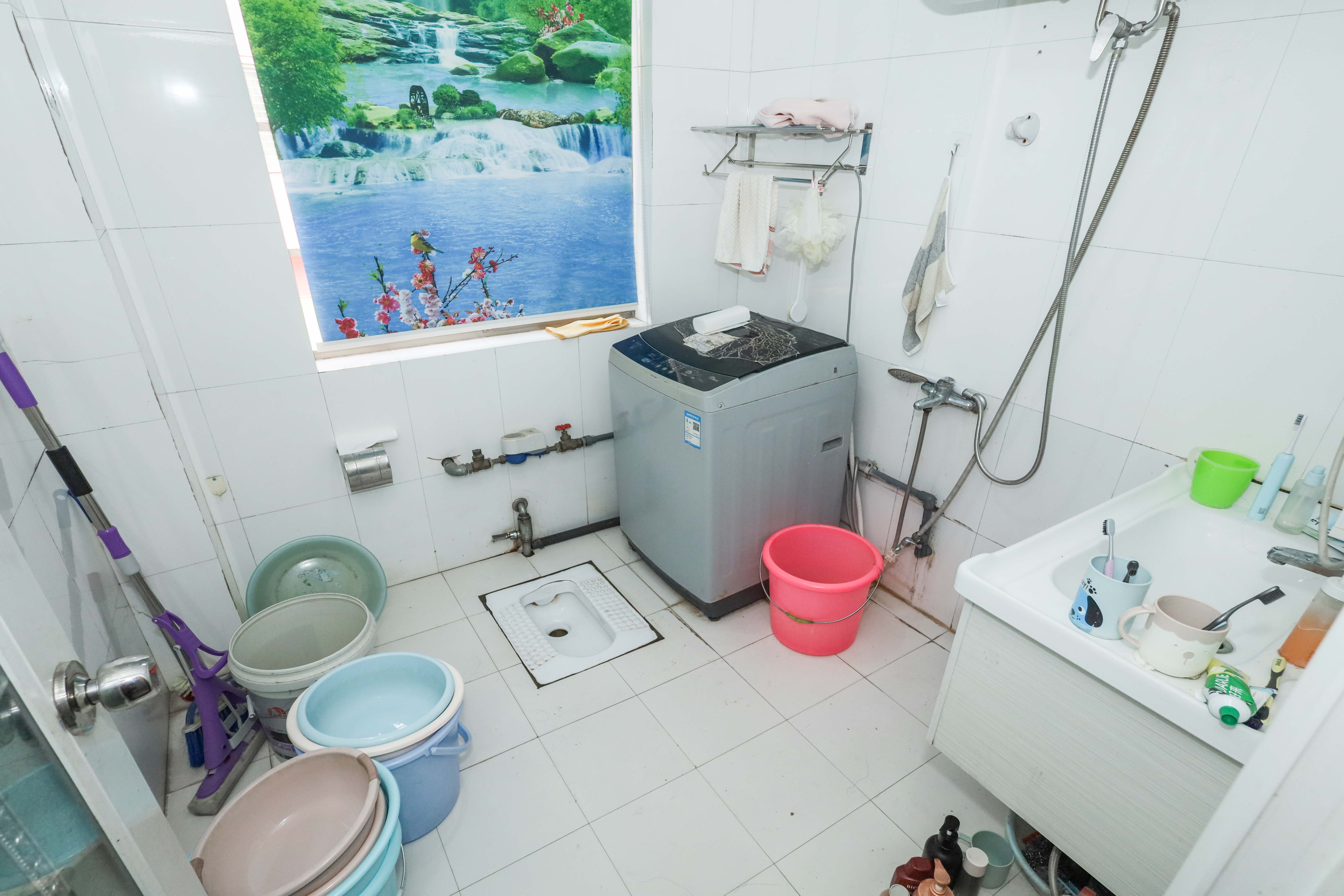 雷锋机电市场一期  3室2厅2卫    58.0万 雷锋机电市场一期  3室2厅2卫    58.0万卫生间