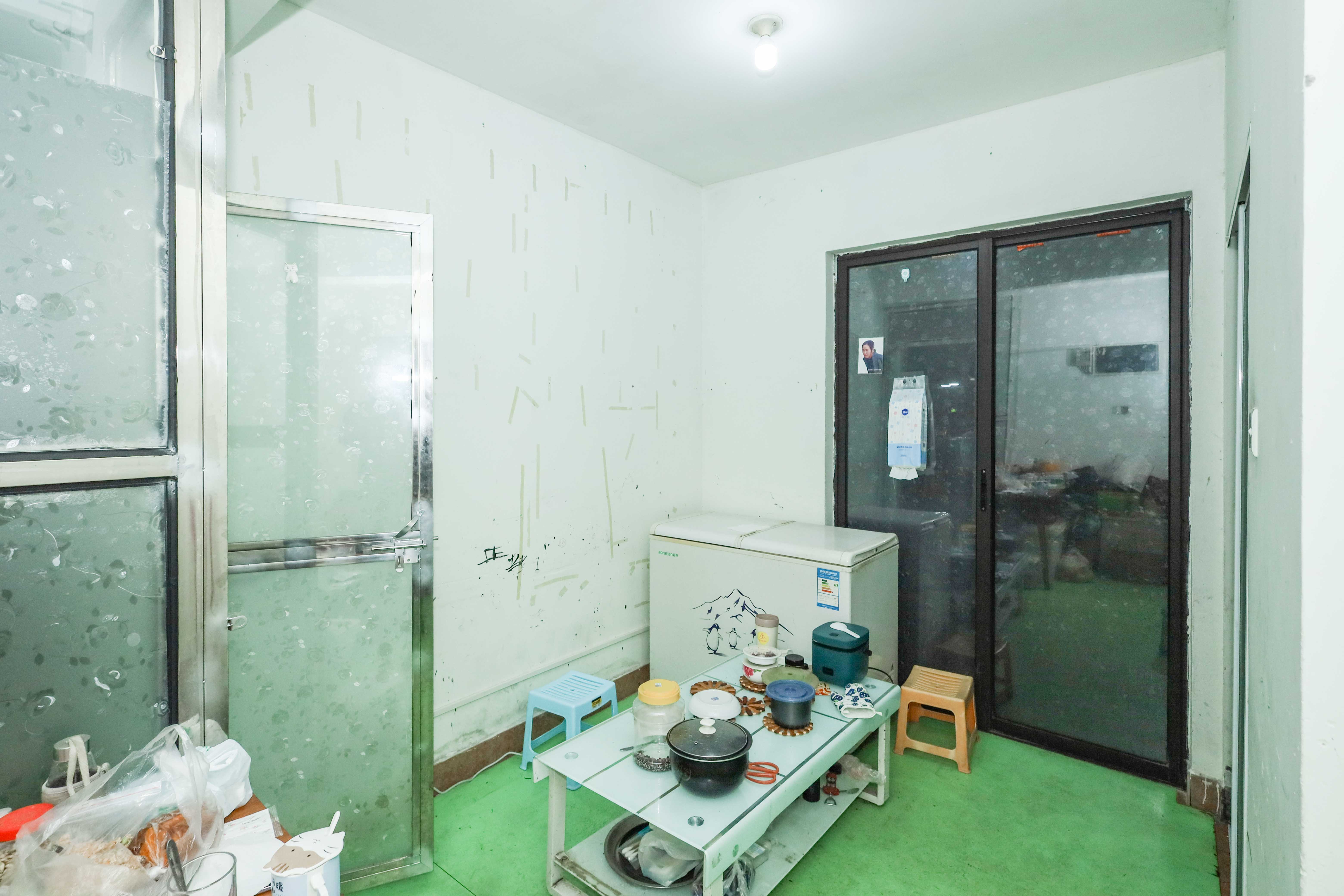 保利麓谷林语F区  3室1厅1卫   130.00万其他
