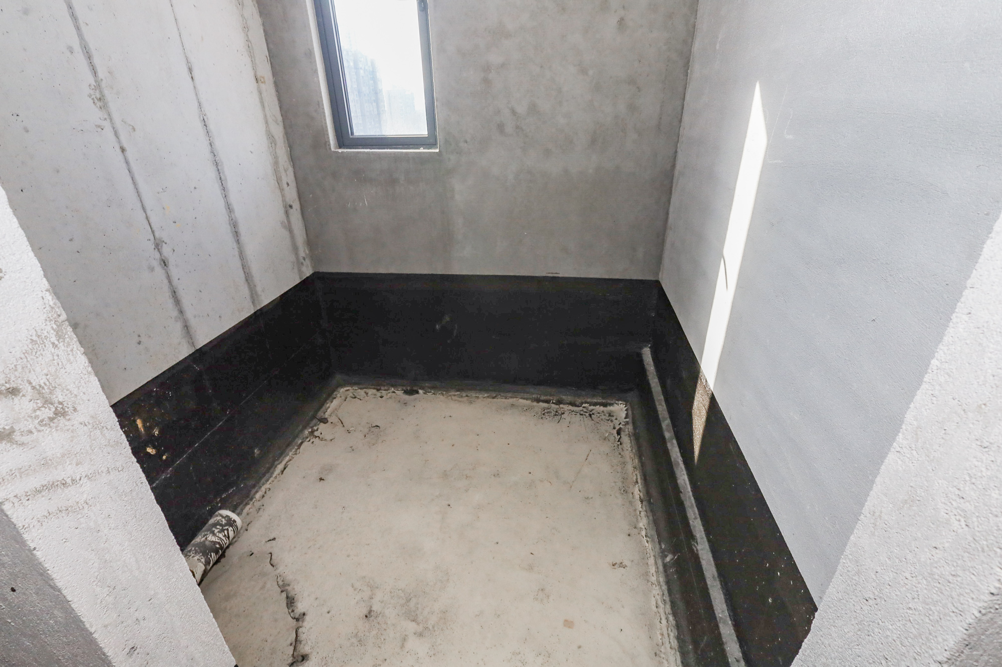 轨道中建麓江府  4室2厅2卫   235.00万卫生间