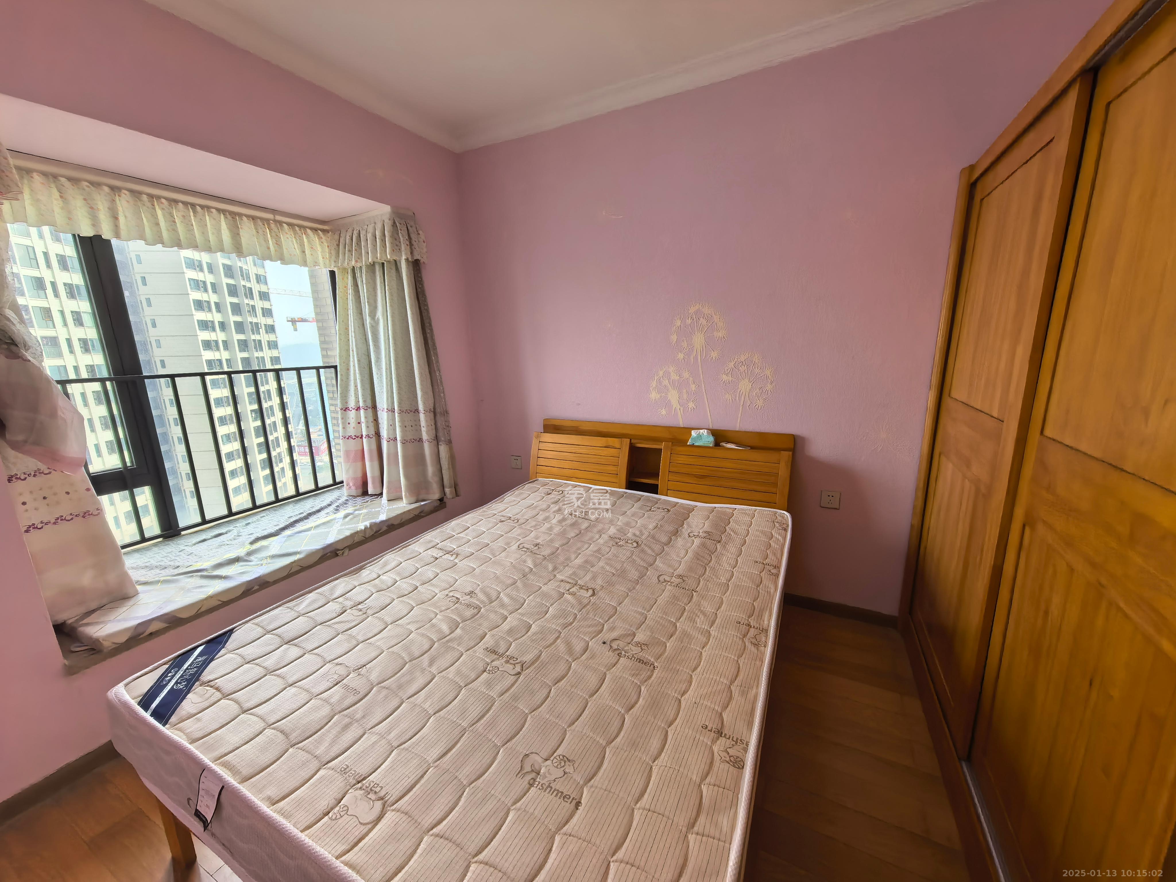 时代倾城一期 3室2厅1卫 2400.0元/月 时代倾城一期 3室2厅1卫 2400.0元/月室内图