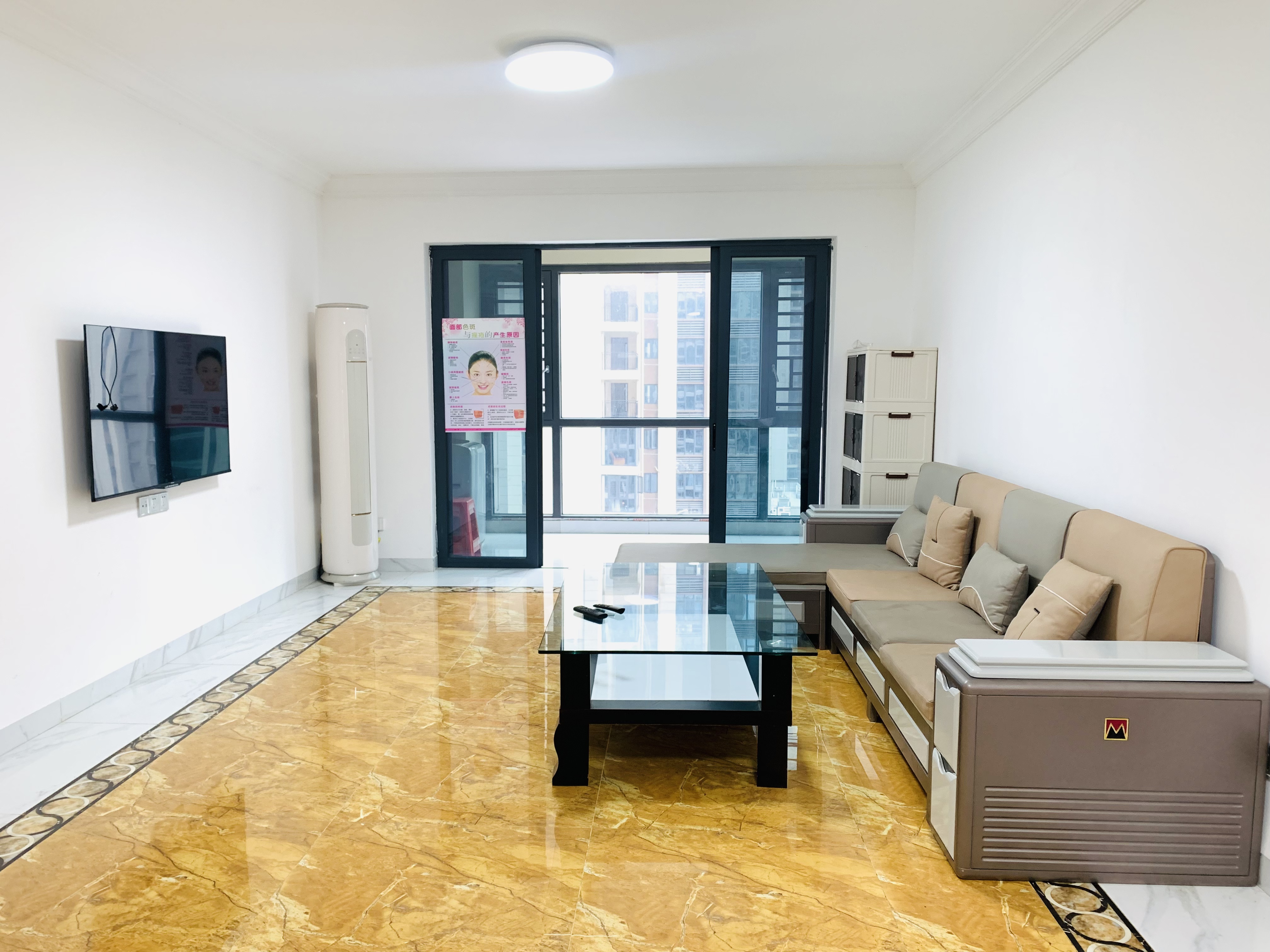 碧桂园梓山府 4室2厅2卫 2200.0元/月 碧桂园梓山府 4室2厅2卫 2200.0元/月室内图