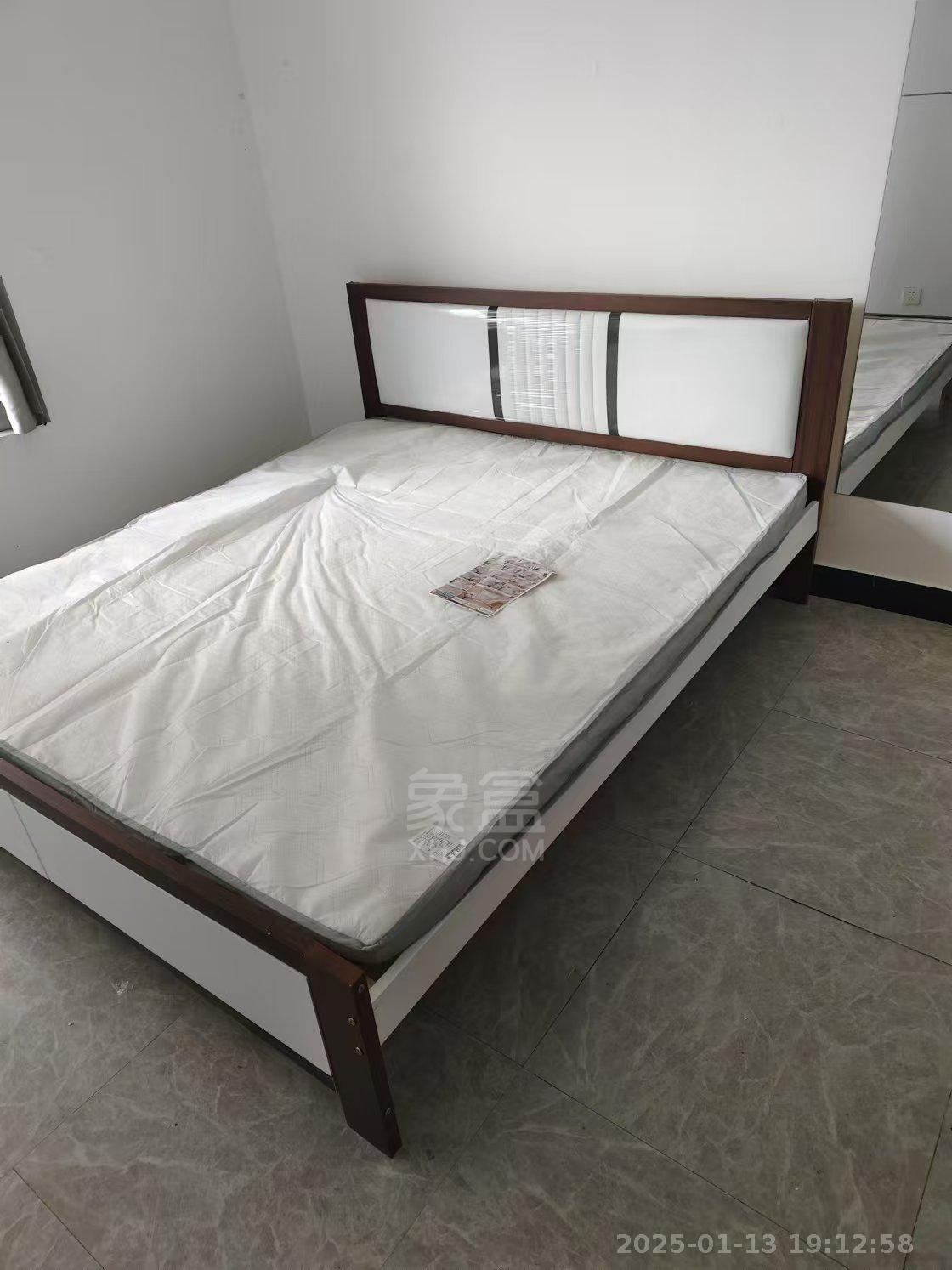 望云印象 3室2厅1卫 2000.0元/月 望云印象 3室2厅1卫 2000.0元/月室内图