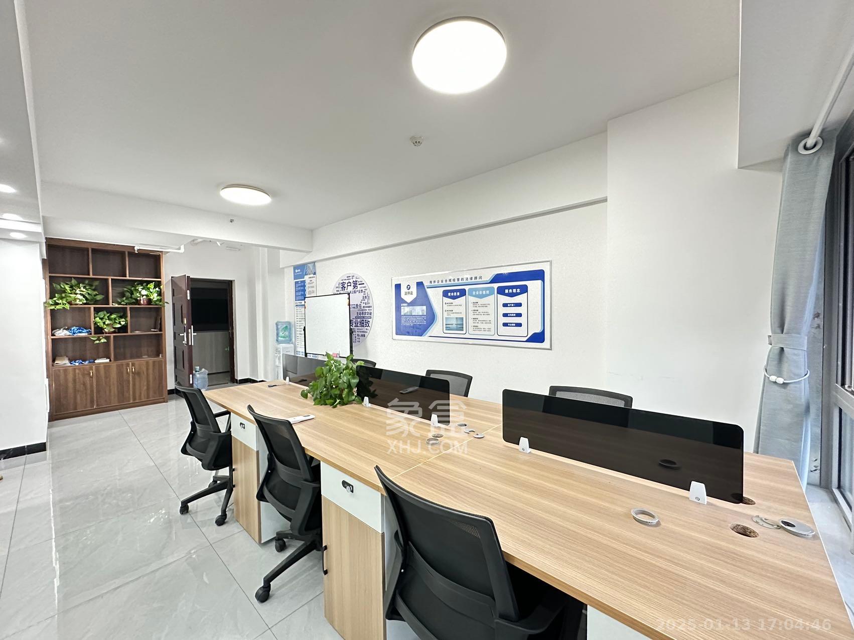 保利天禧EF区  1室0厅0卫    3800.0元/月 保利天禧EF区  1室0厅0卫    3800.0元/月室内图