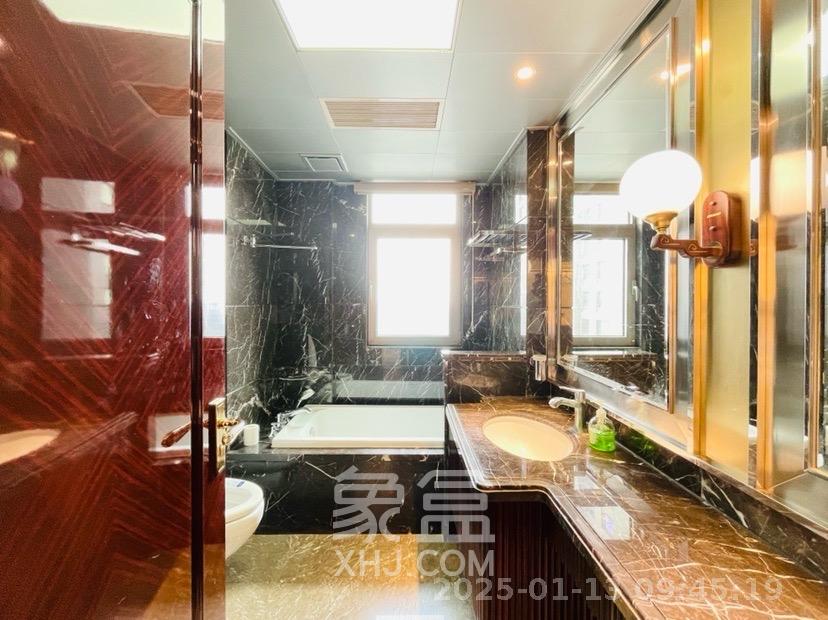 中隆国际嘉熙中心 3室2厅2卫 7500.0元/月 中隆国际嘉熙中心 3室2厅2卫 7500.0元/月室内图