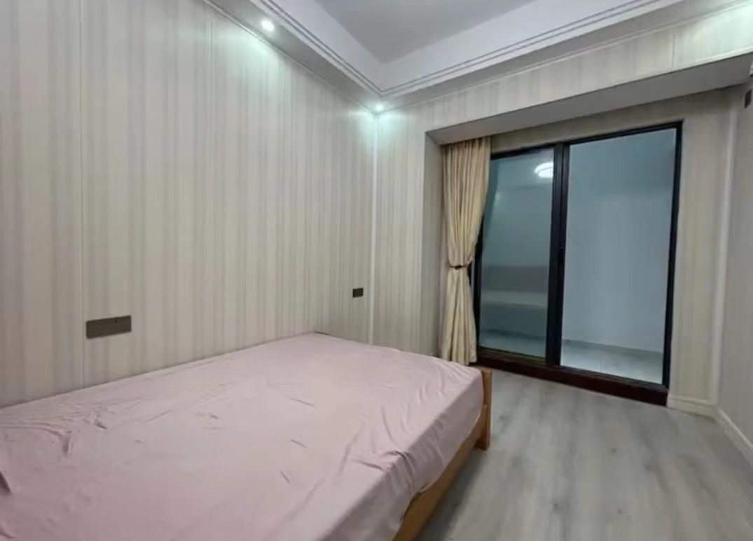 开维生态城  4室3厅3卫    388.0万 开维生态城  4室3厅3卫    388.0万室内图