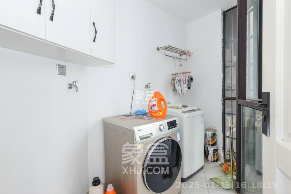 保利麓谷林语F区 4室2厅2卫 4000.0元/月 保利麓谷林语F区 4室2厅2卫 4000.0元/月室内图