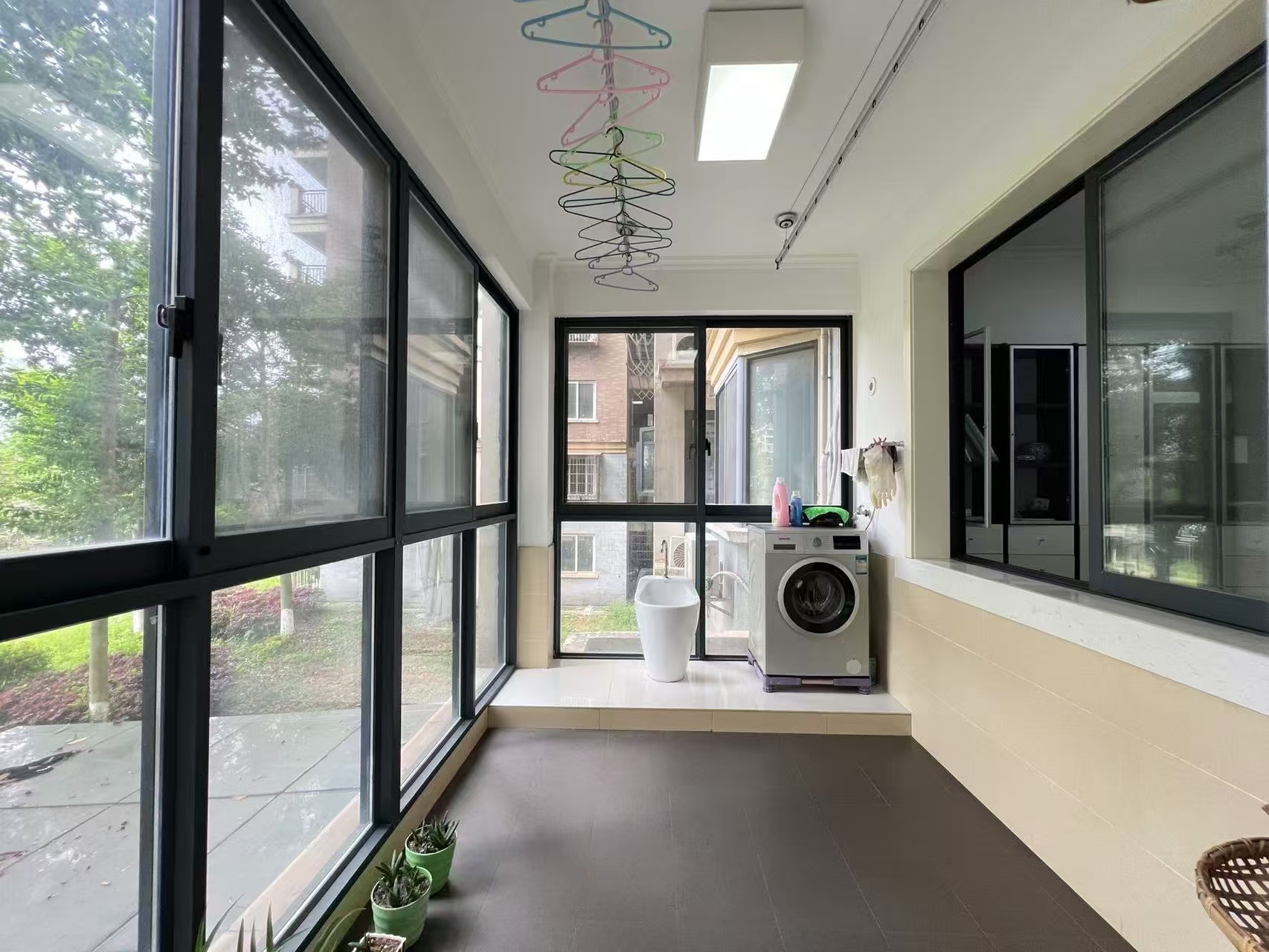 高尔夫紫龙郡 4室2厅2卫 2800.0元/月 高尔夫紫龙郡 4室2厅2卫 2800.0元/月室内图