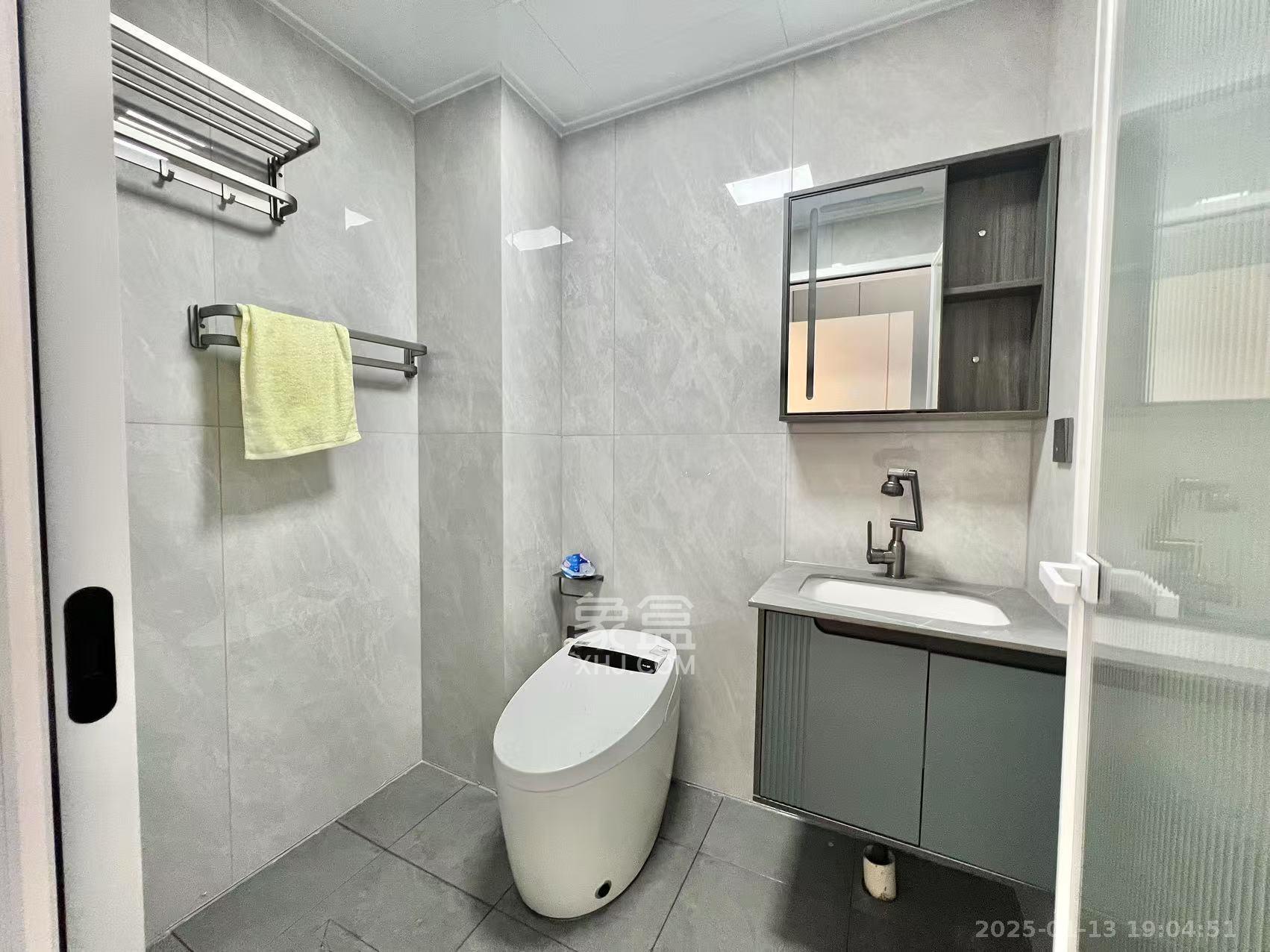 建发央著  4室2厅2卫   5000.00元/月室内图