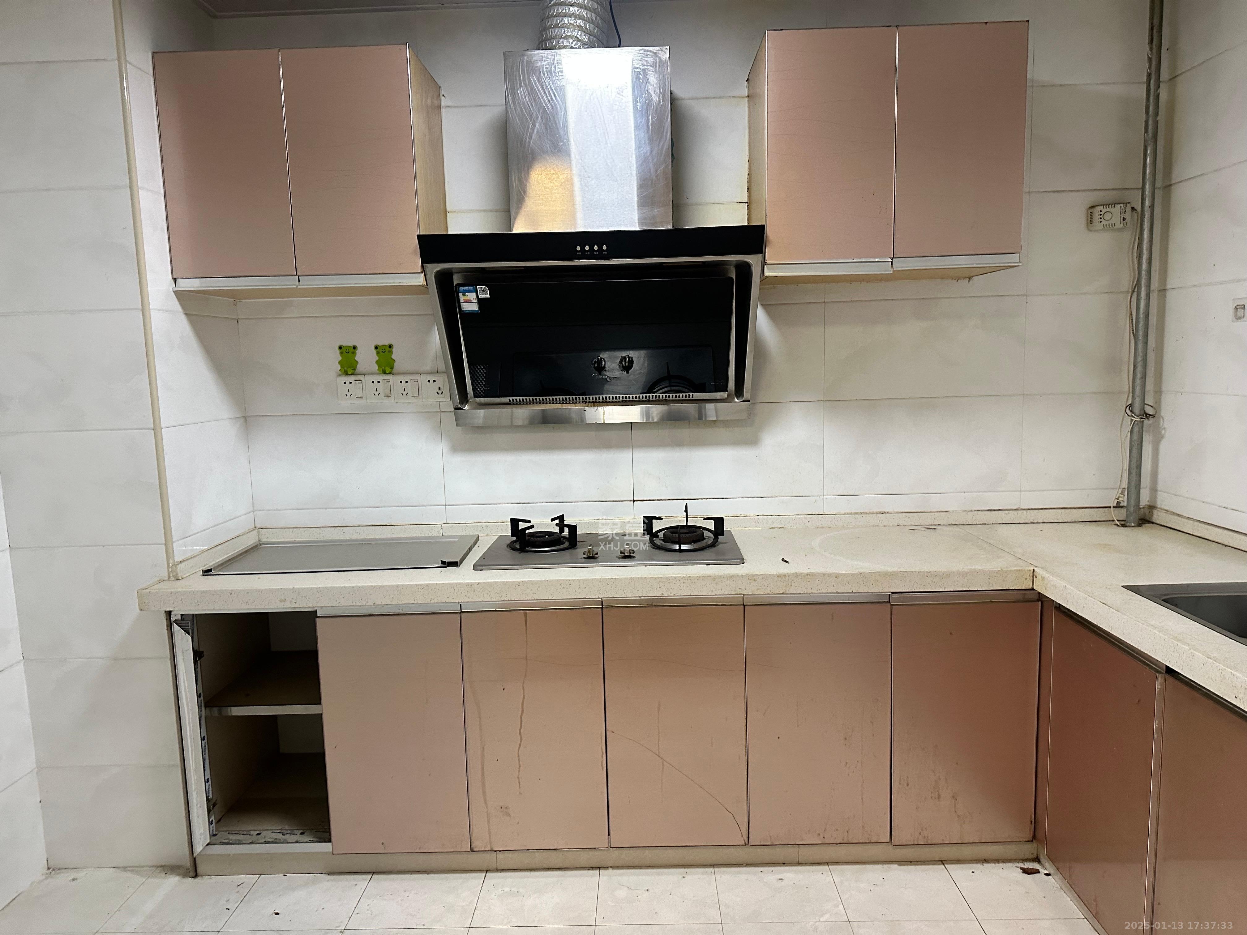 润和紫郡一期  2室2厅1卫    1600.0元/月室内图