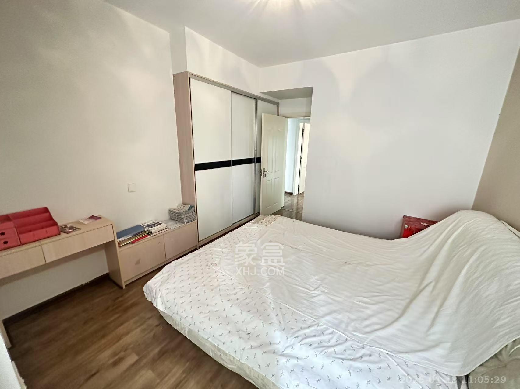 华盛世纪新城 2室2厅1卫 2300.0元/月 华盛世纪新城 2室2厅1卫 2300.0元/月室内图