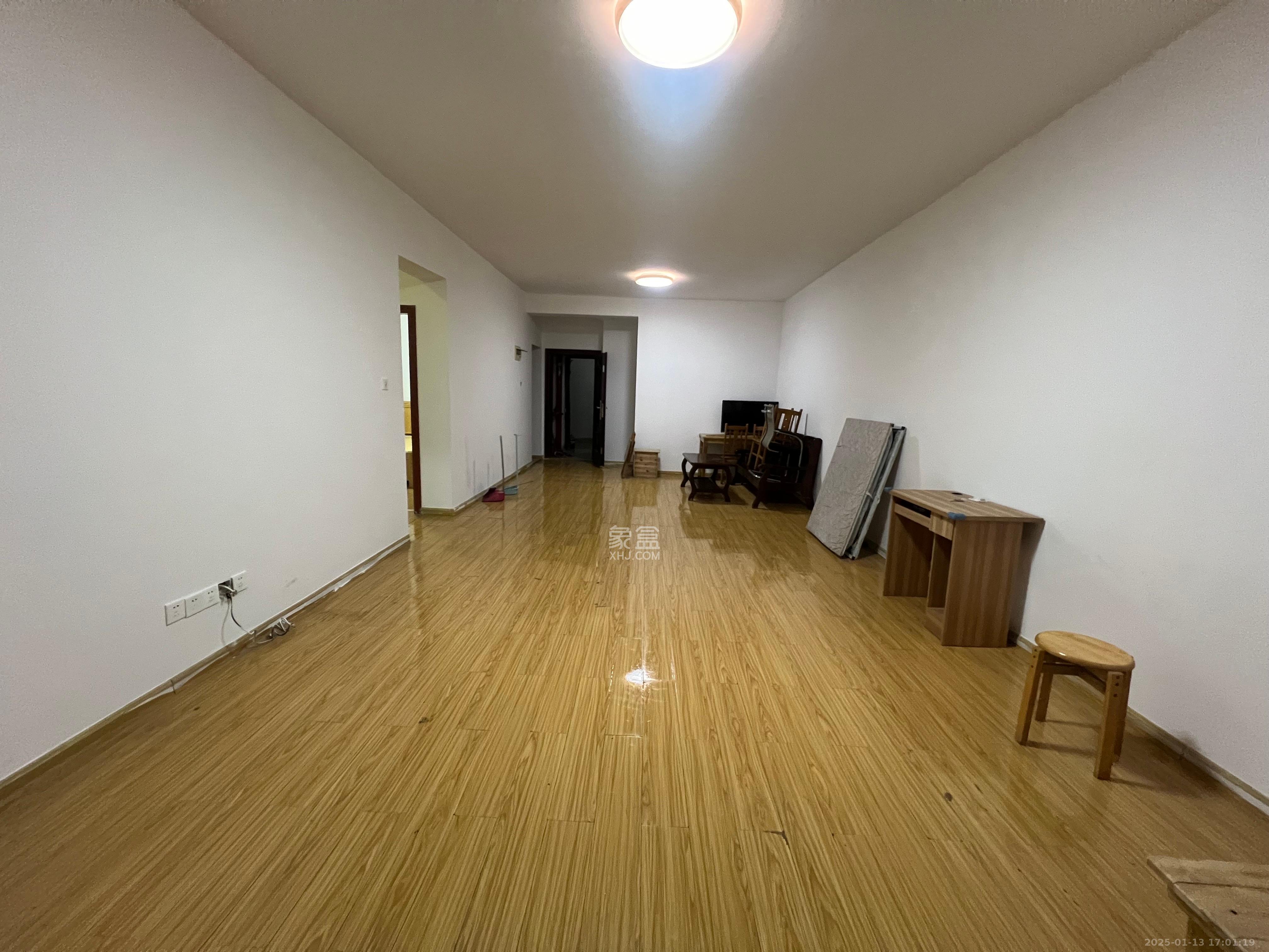 麓谷锦和园 2室1厅1卫 1800.0元/月 麓谷锦和园 2室1厅1卫 1800.0元/月室内图