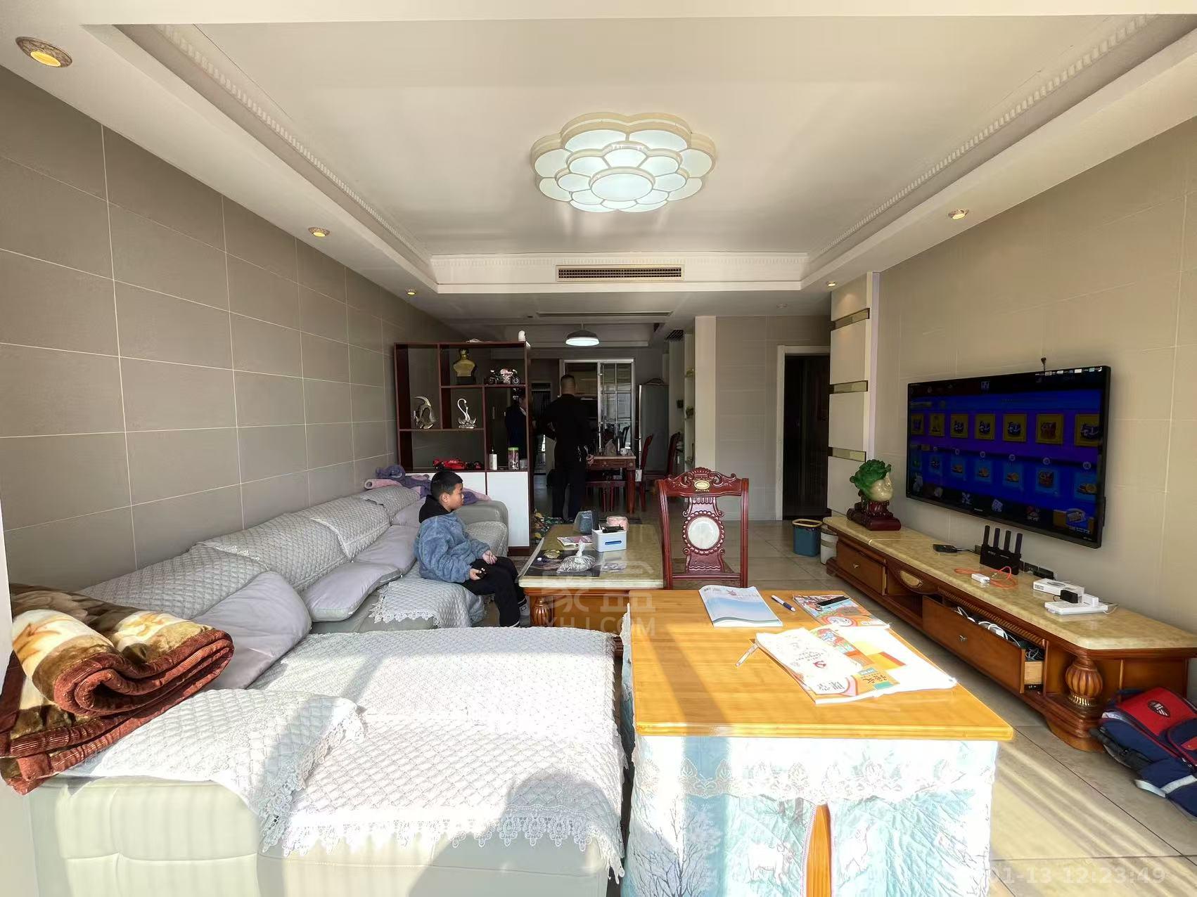 明月湖 3室2厅1卫 2200.0元/月 明月湖 3室2厅1卫 2200.0元/月室内图