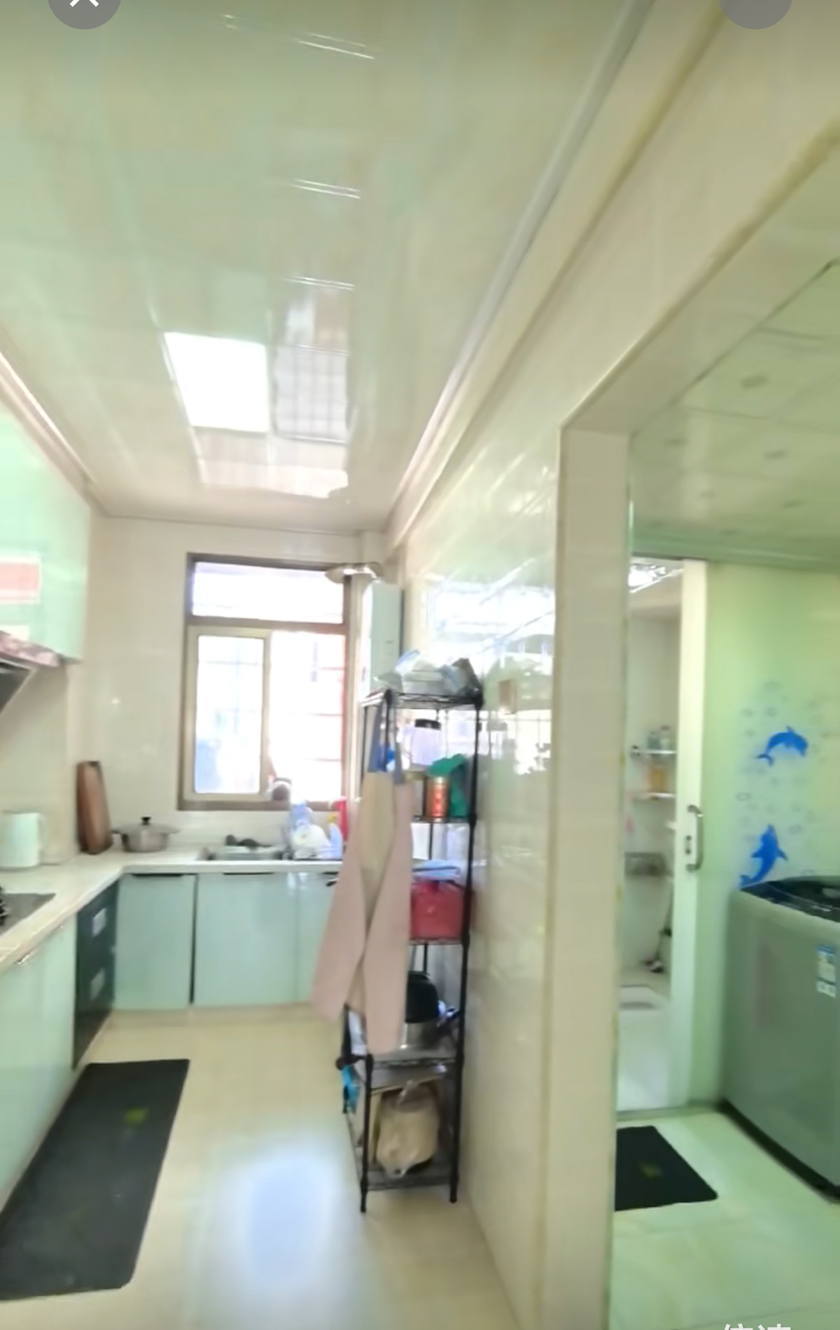 南珠苑  4室2厅2卫    52.0万客厅