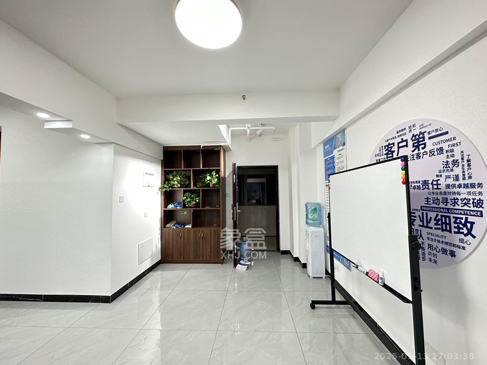 保利天禧EF区 1室0厅0卫 3800.0元/月 保利天禧EF区 1室0厅0卫 3800.0元/月室内图