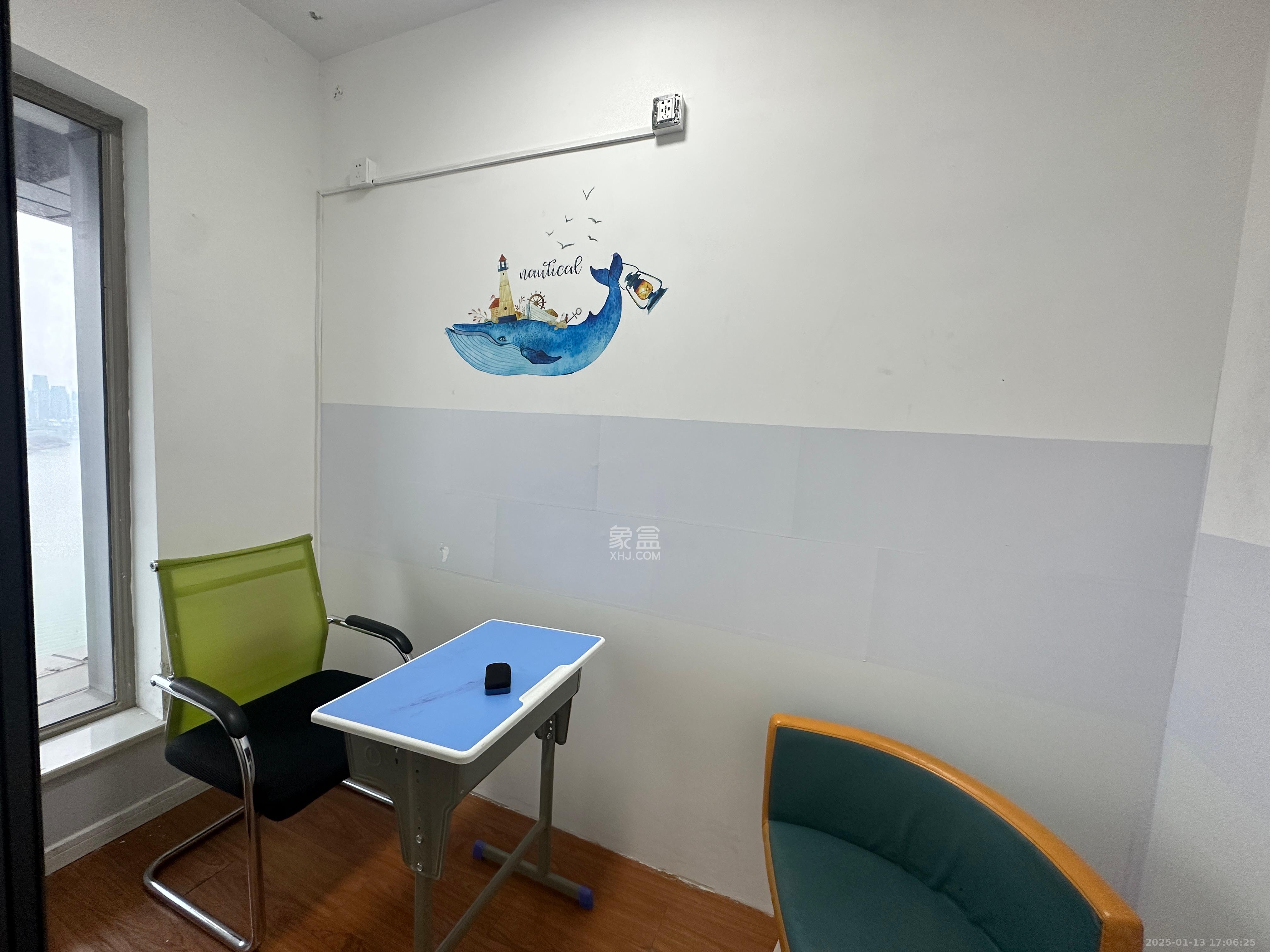 潮宗御苑 4室2厅2卫 7500.0元/月 潮宗御苑 4室2厅2卫 7500.0元/月室内图