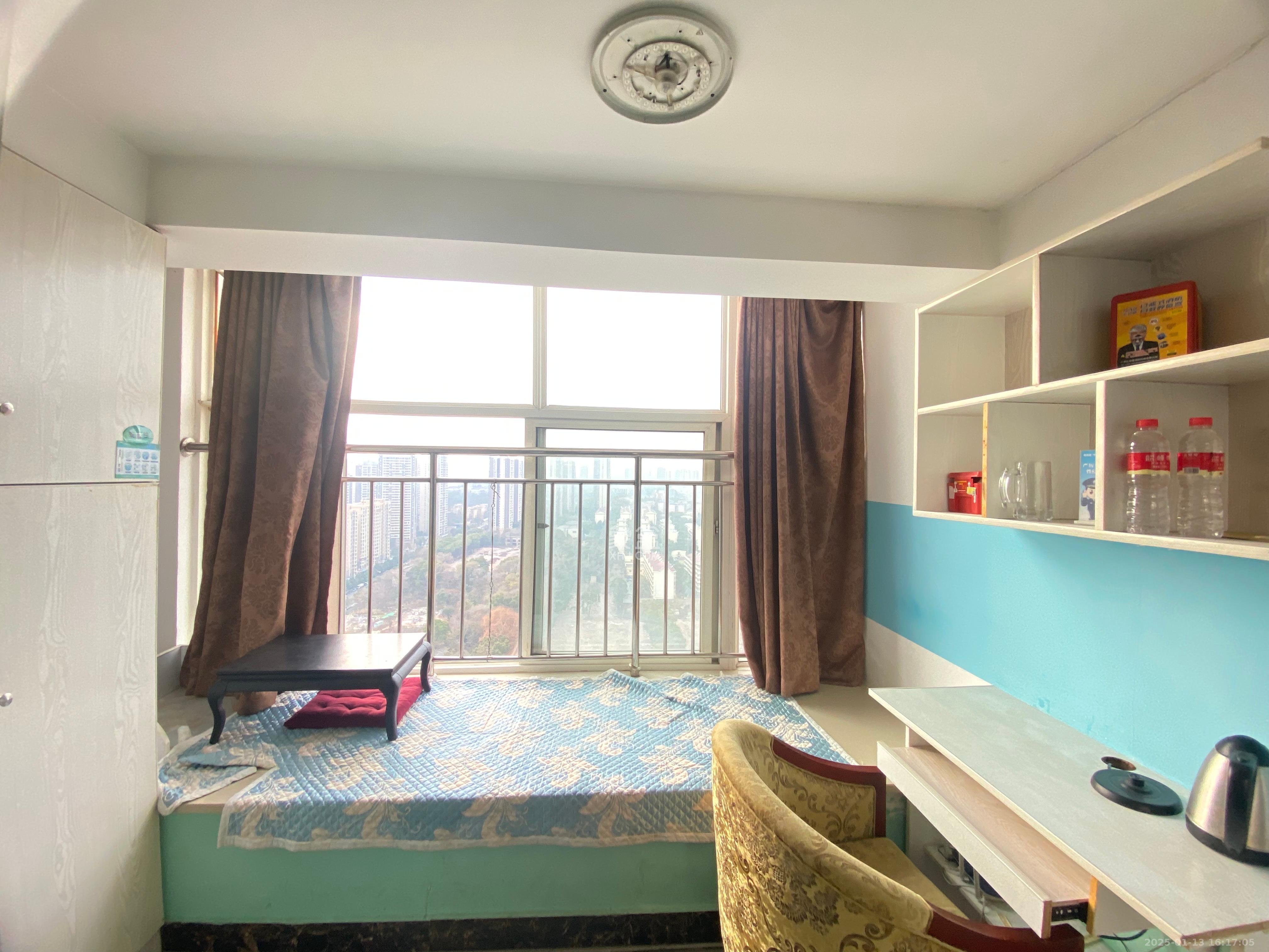 金色loft(鑫秋大厦) 2室1厅1卫 2000.0元/月 金色loft(鑫秋大厦) 2室1厅1卫 2000.0元/月室内图