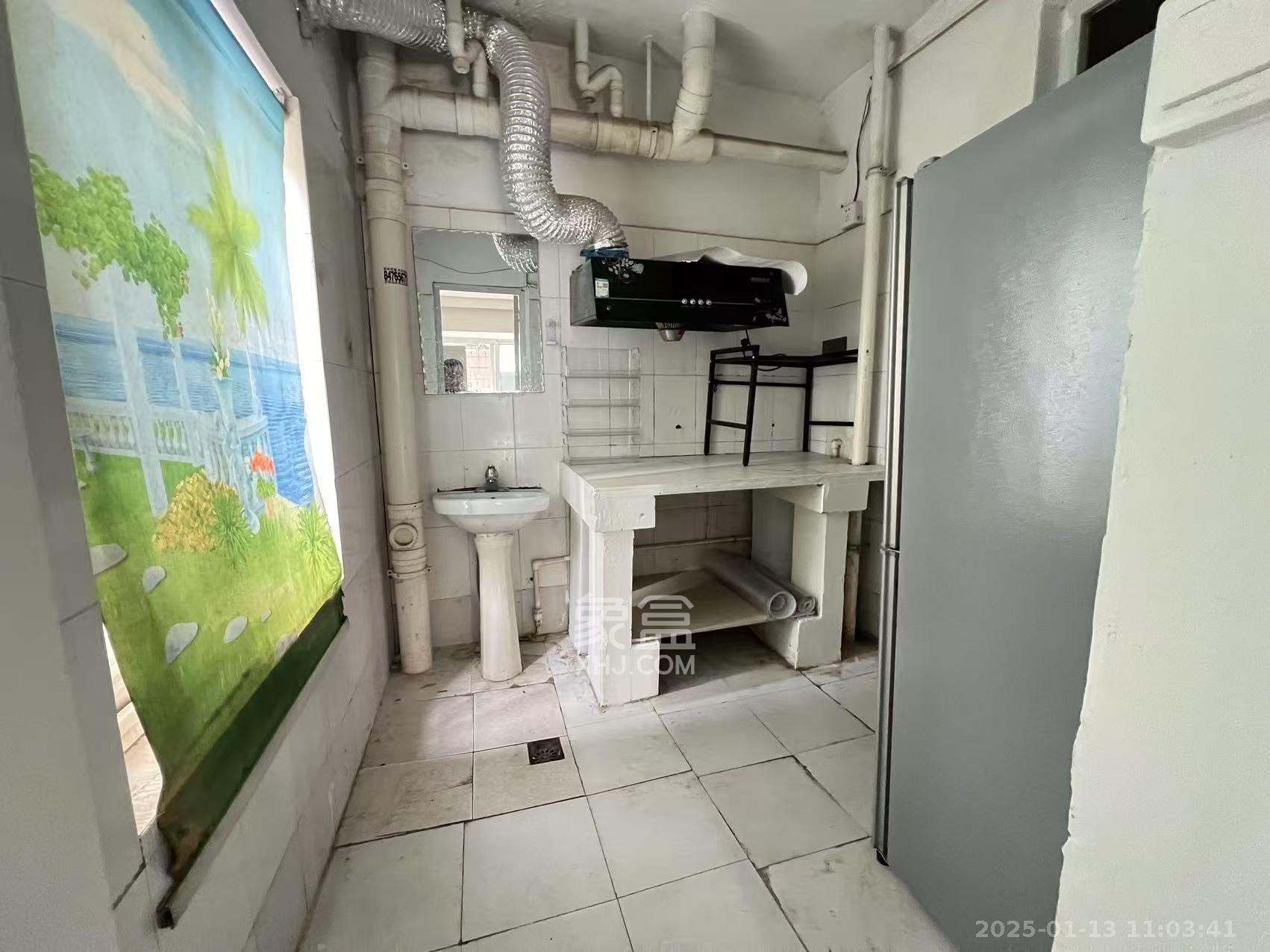 银力家园 1室1厅1卫 1000.0元/月 银力家园 1室1厅1卫 1000.0元/月室内图