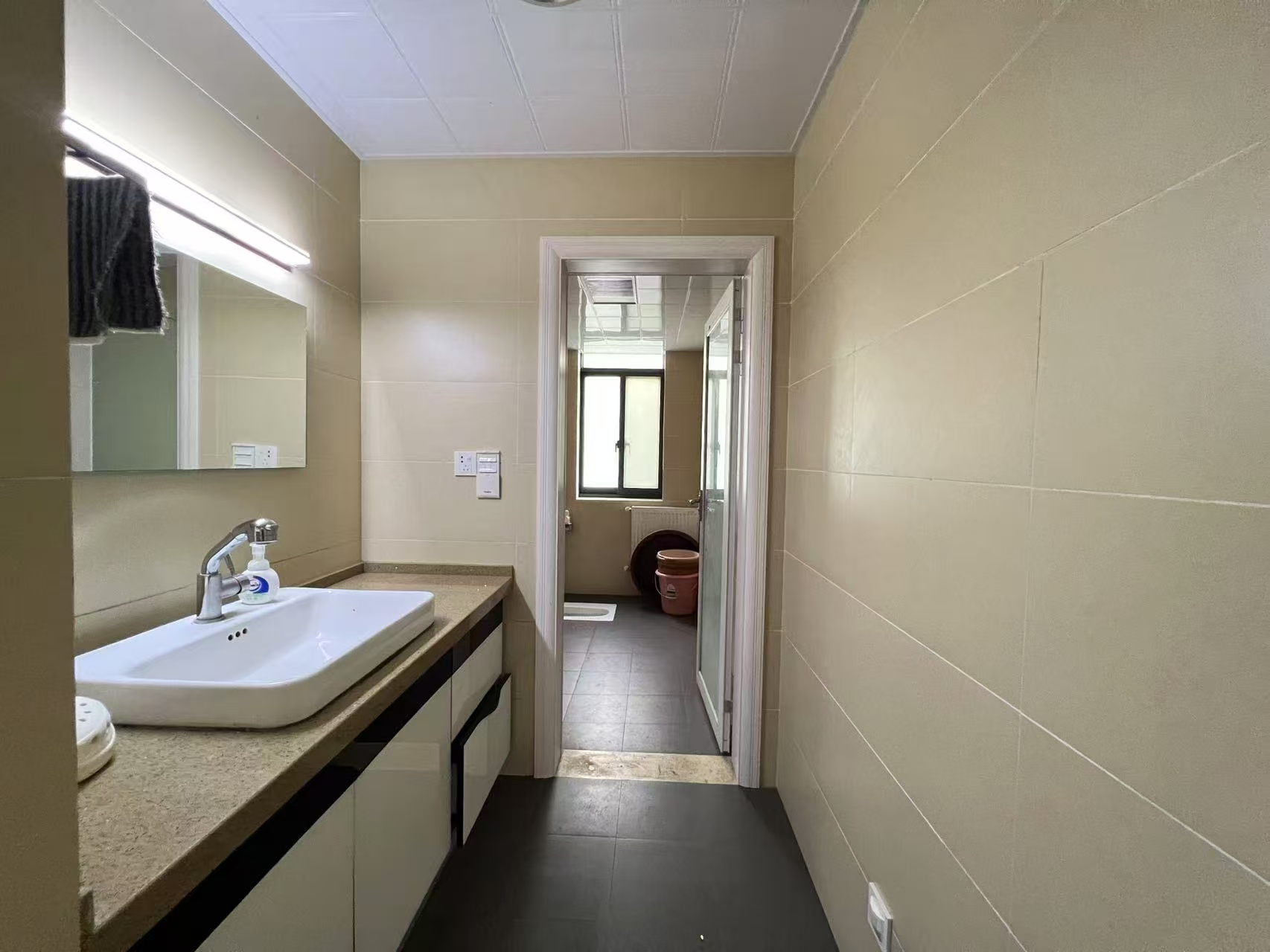 高尔夫紫龙郡 4室2厅2卫 2800.0元/月 高尔夫紫龙郡 4室2厅2卫 2800.0元/月室内图