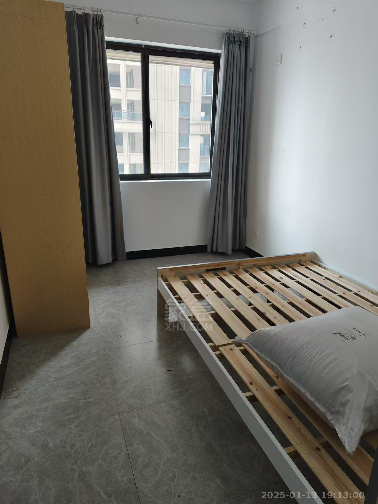 望云印象 3室2厅1卫 2000.0元/月 望云印象 3室2厅1卫 2000.0元/月室内图