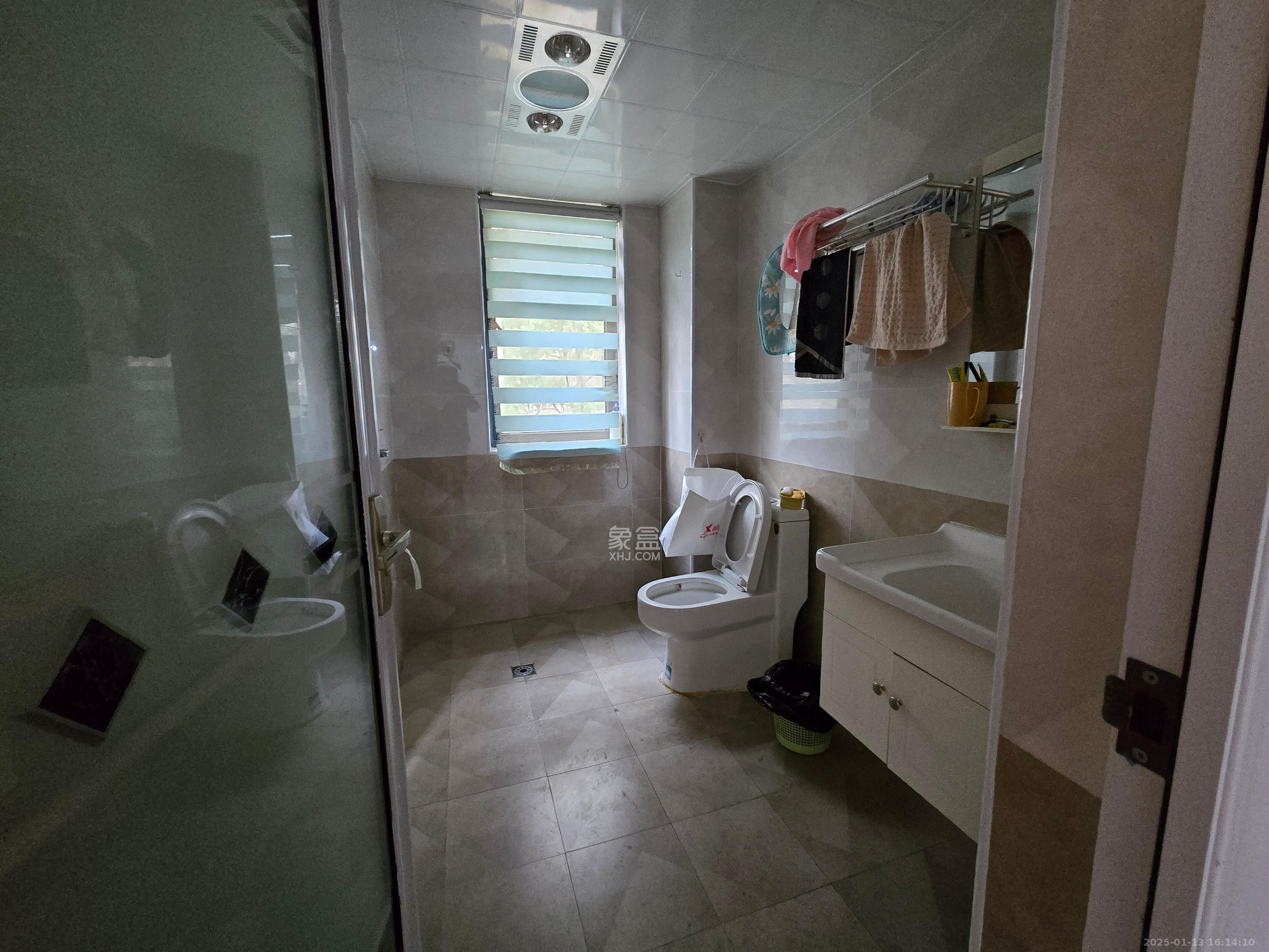 湘熙水郡(观澜海赋家园) 4室2厅2卫 3100.0元/月 湘熙水郡(观澜海赋家园) 4室2厅2卫 3100.0元/月室内图