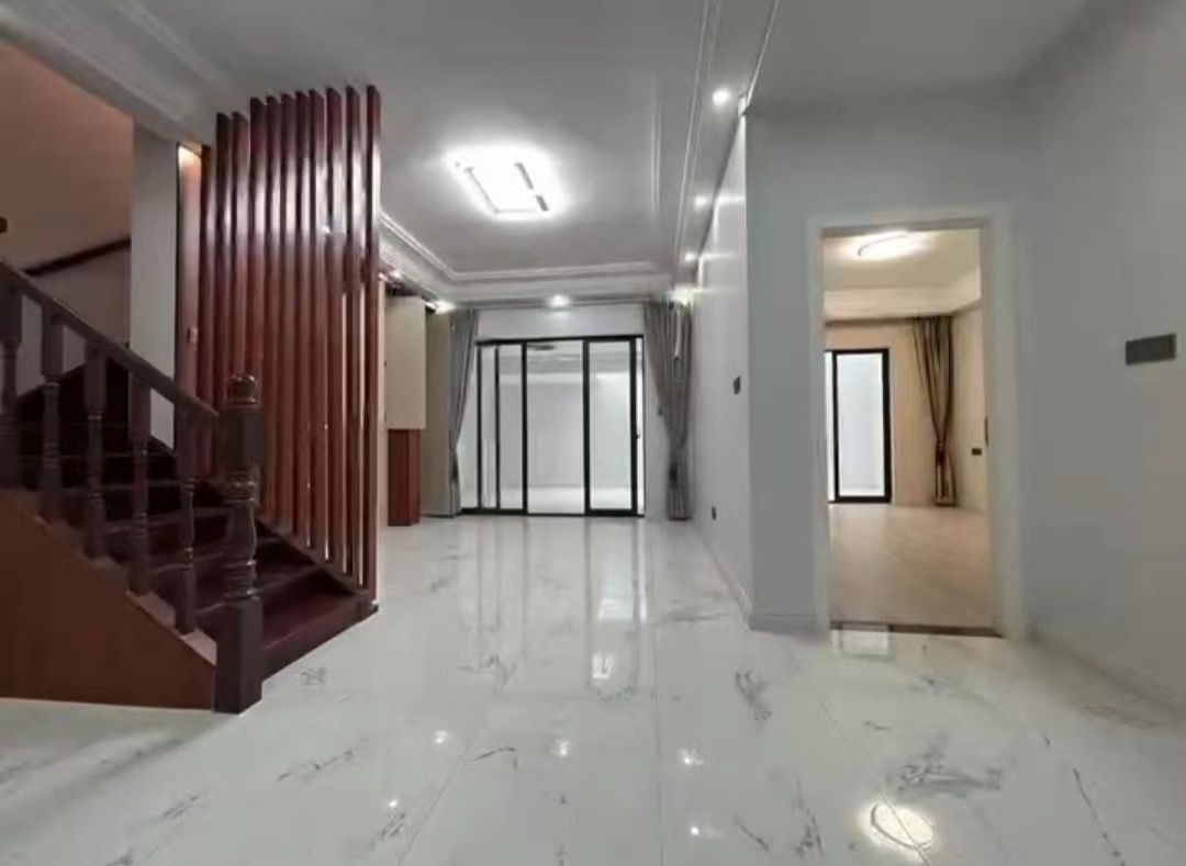 开维生态城  4室3厅3卫    388.0万 开维生态城  4室3厅3卫    388.0万室内图