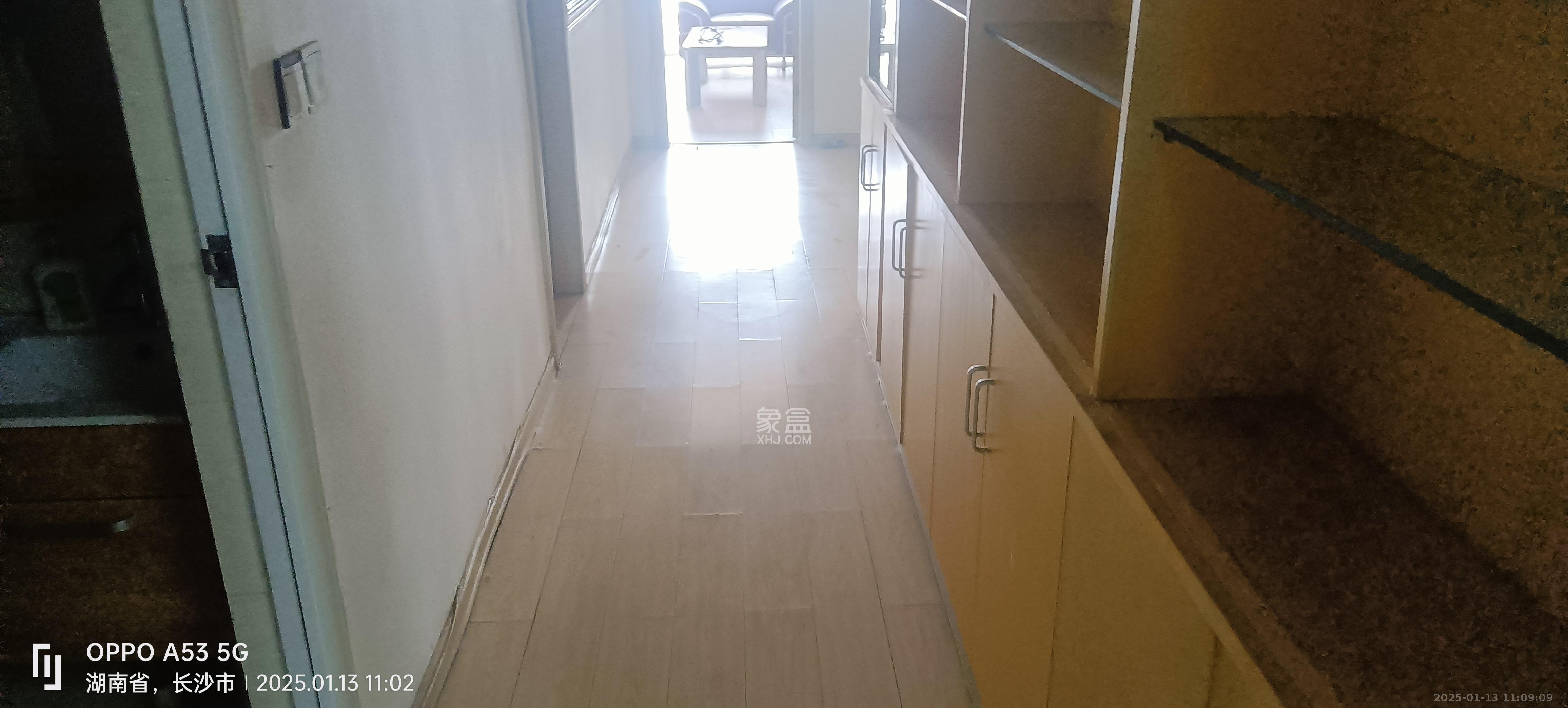 摩天一号 1室1厅1卫 5000.0元/月 摩天一号 1室1厅1卫 5000.0元/月室内图