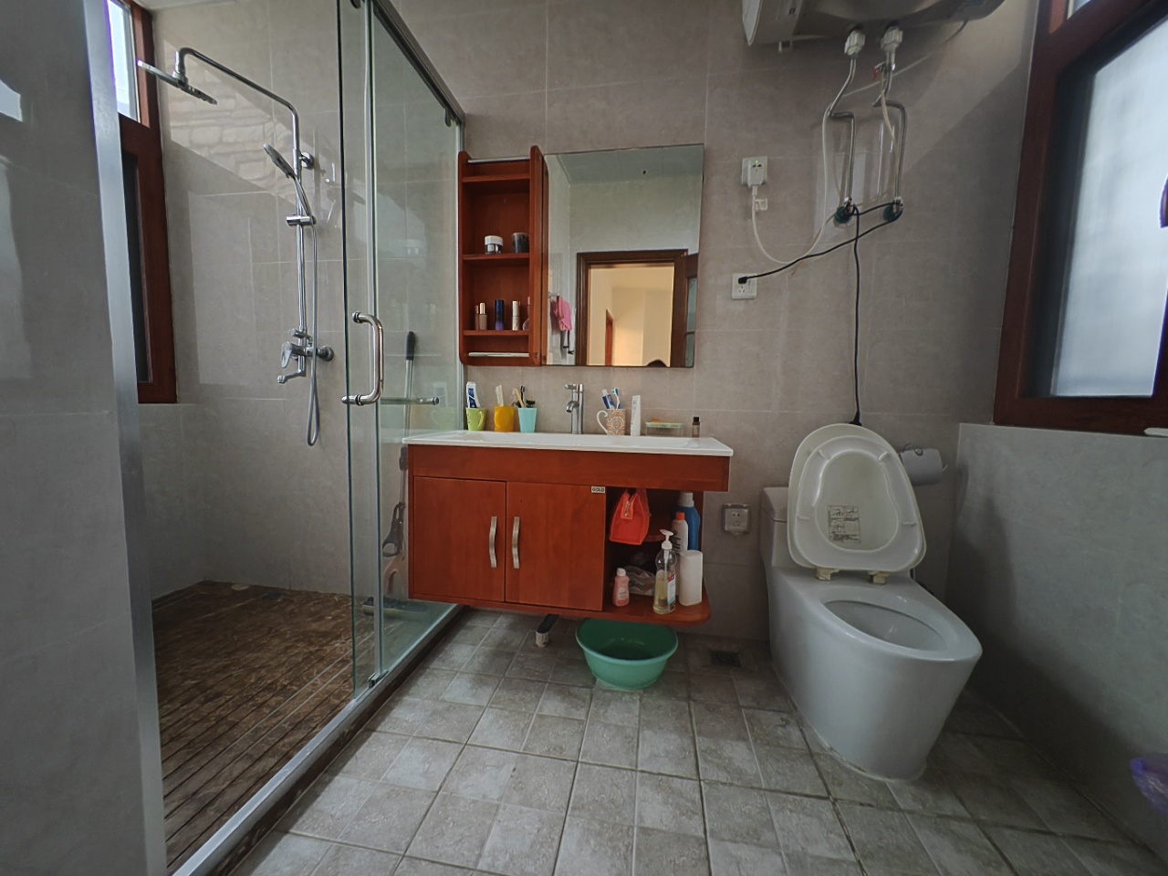 昌茂西雅图·丽湾  6室3厅6卫    1110.0万 昌茂西雅图·丽湾  6室3厅6卫    1110.0万室内图