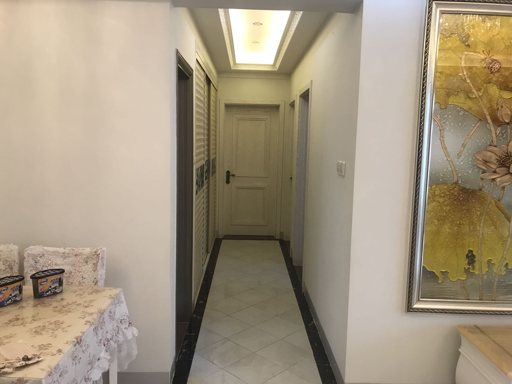 维多利亚花园  3室2厅1卫    162.0万 维多利亚花园  3室2厅1卫    162.0万室内图