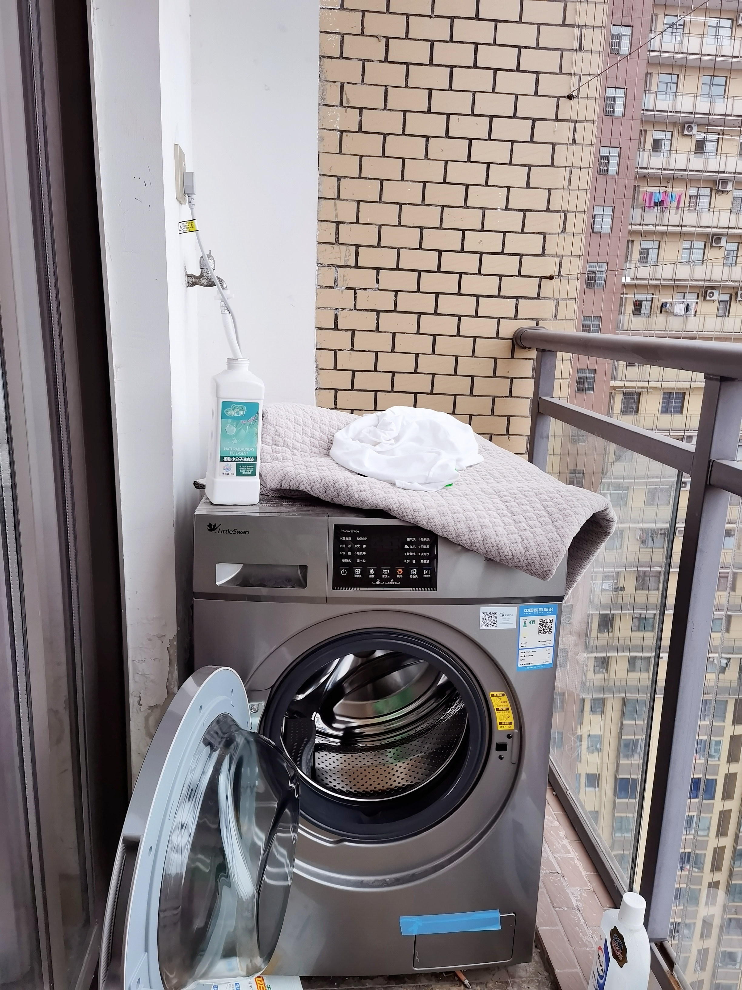 万豪城市花园  1室1厅1卫    1200.0元/月室内图