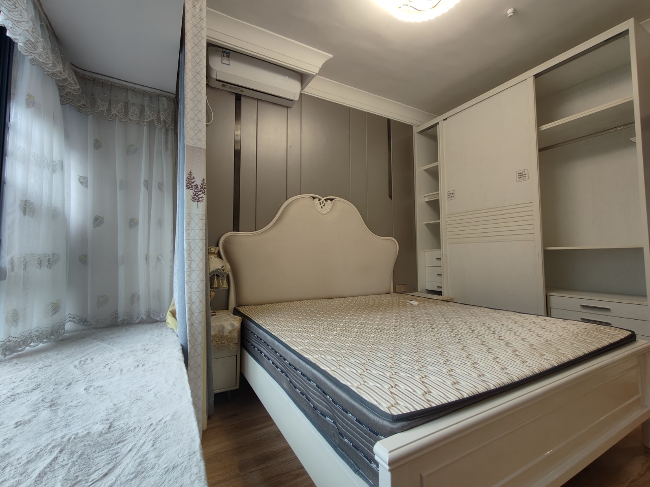 星华海岸城二期  2室2厅1卫    150.0万 星华海岸城二期  2室2厅1卫    150.0万室内图