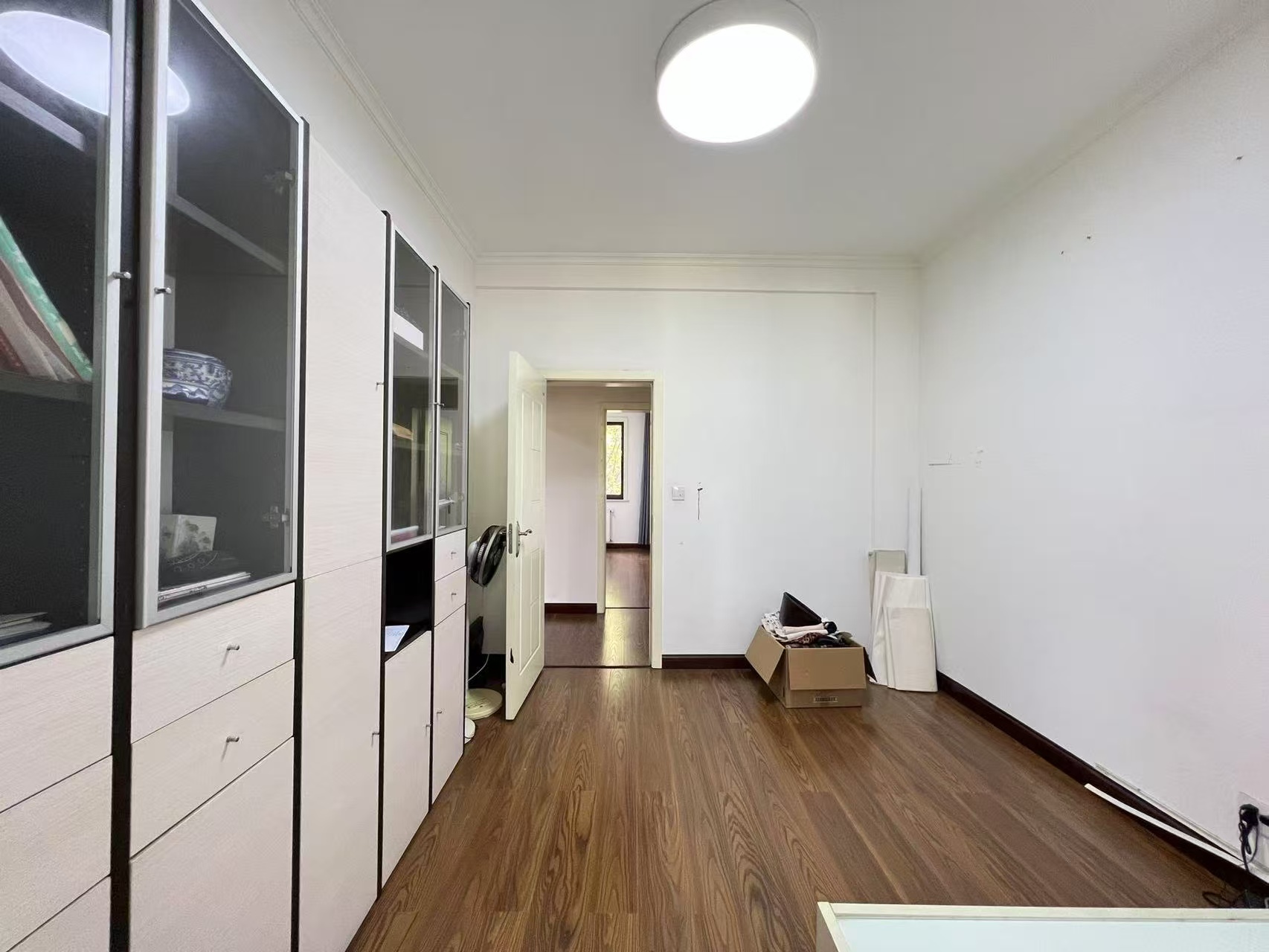 高尔夫紫龙郡 4室2厅2卫 2800.0元/月 高尔夫紫龙郡 4室2厅2卫 2800.0元/月室内图