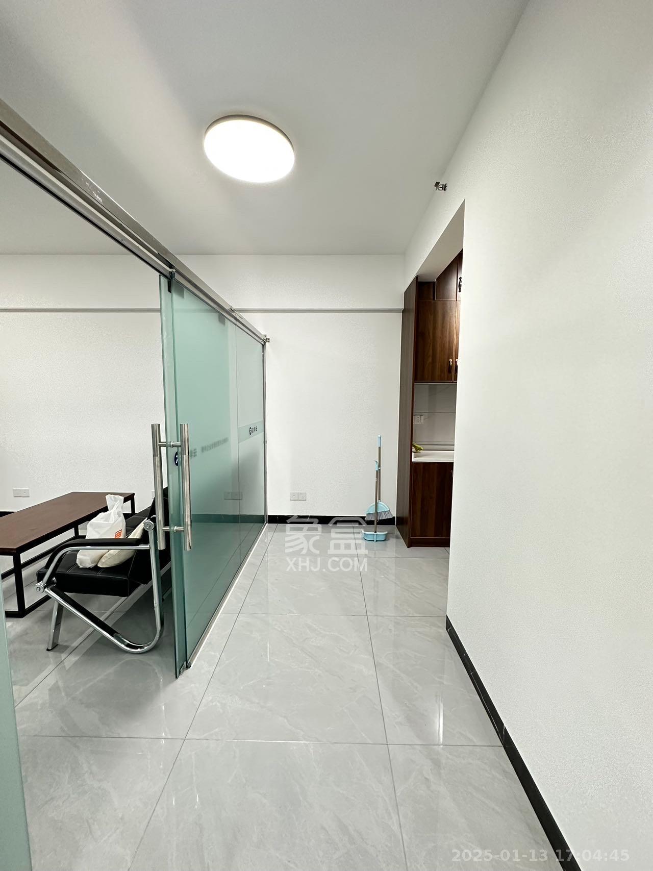 保利天禧EF区  1室0厅0卫    3800.0元/月 保利天禧EF区  1室0厅0卫    3800.0元/月室内图