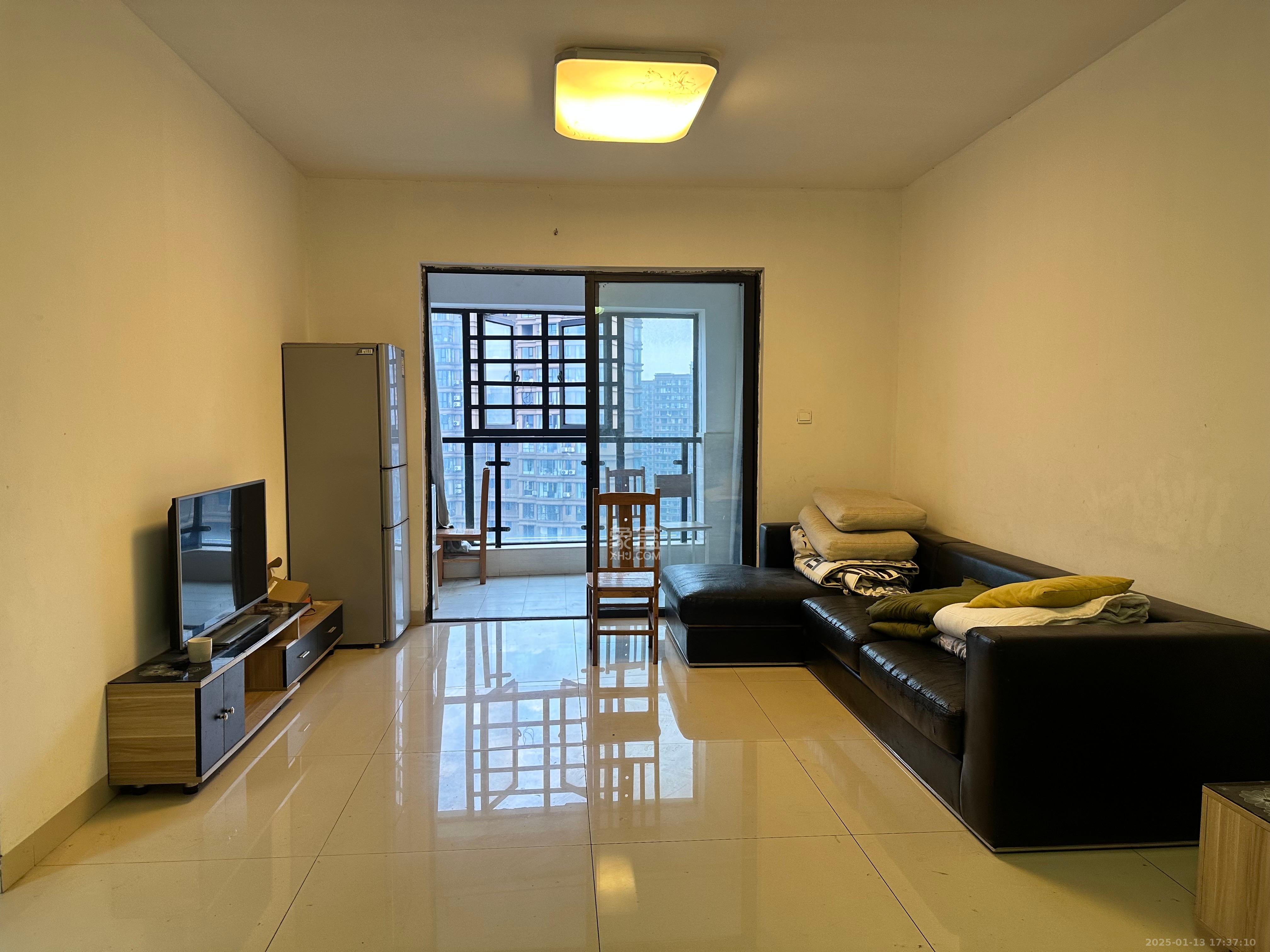 润和紫郡一期 2室2厅1卫 1600.0元/月 润和紫郡一期 2室2厅1卫 1600.0元/月室内图