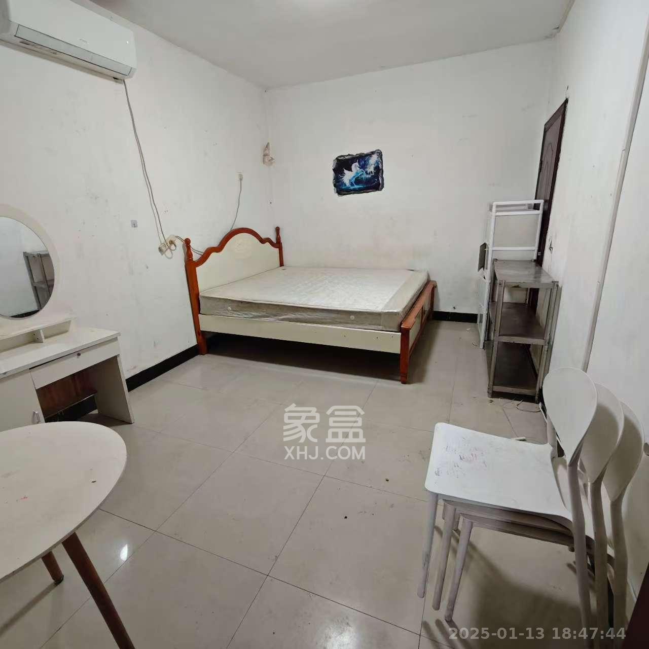 长探家园 1室1厅1卫 850.0元/月 长探家园 1室1厅1卫 850.0元/月室内图