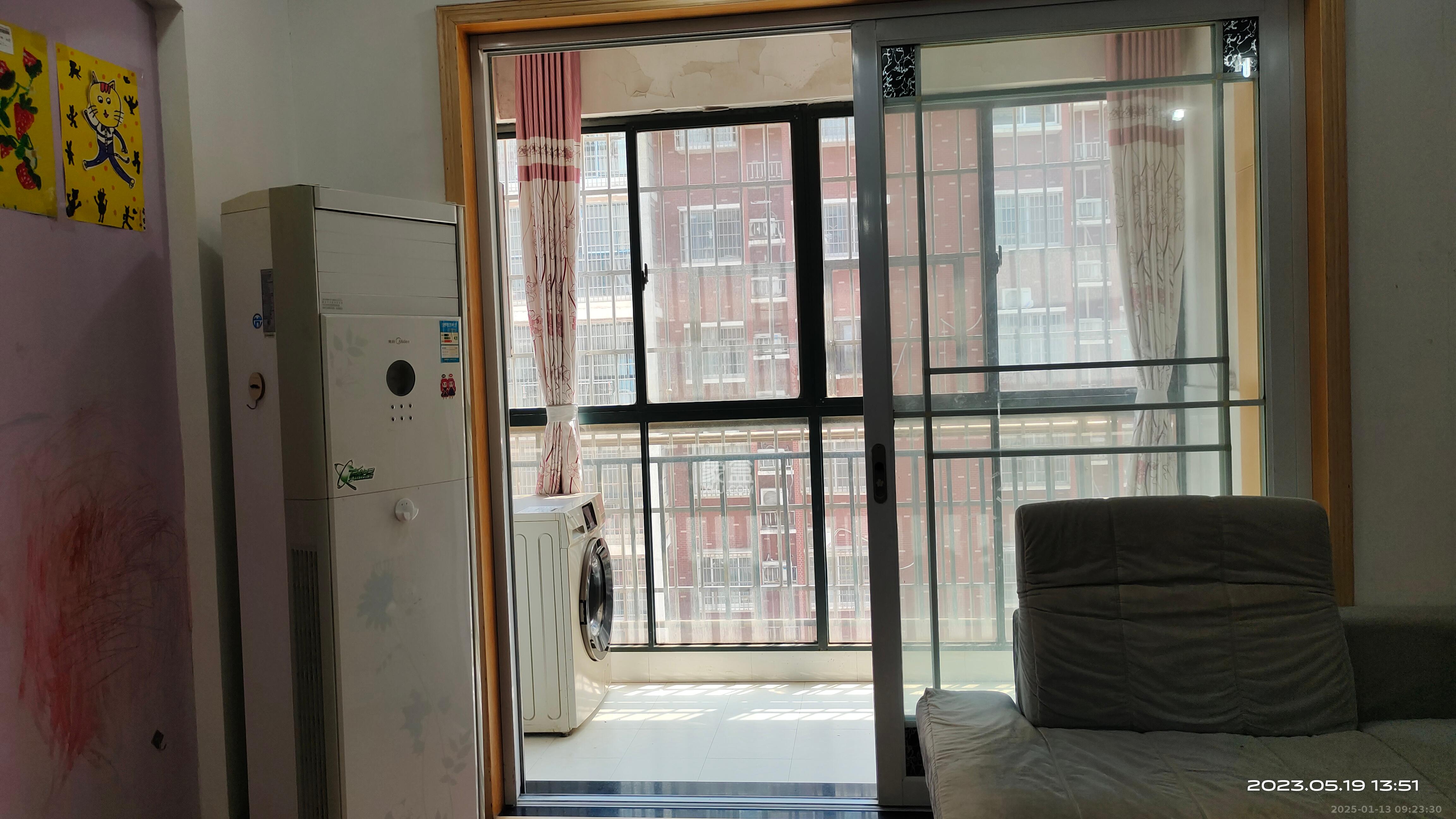 华夏佳园一期  2室2厅1卫    1200.0元/月 华夏佳园一期  2室2厅1卫    1200.0元/月室内图