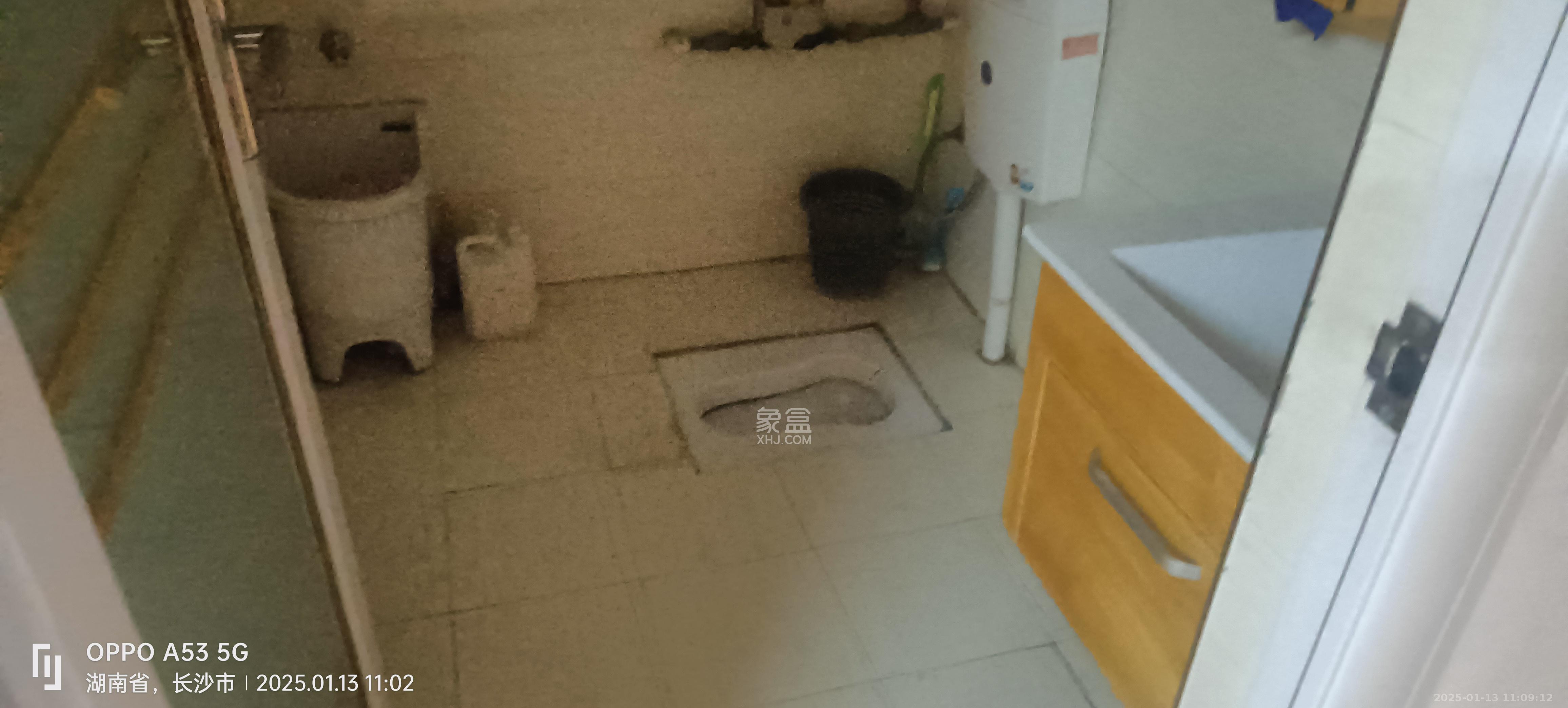 摩天一号 1室1厅1卫 5000.0元/月 摩天一号 1室1厅1卫 5000.0元/月室内图