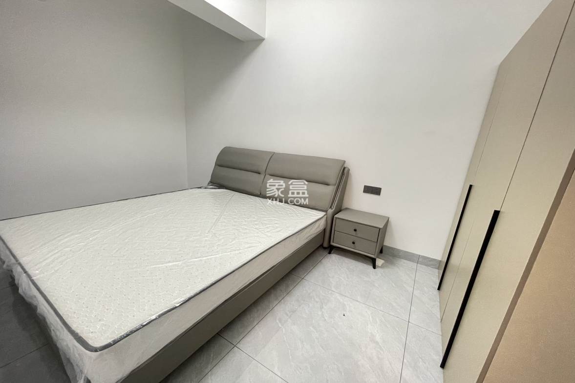 逸龙广场 1室0厅0卫 3800.0元/月 逸龙广场 1室0厅0卫 3800.0元/月室内图