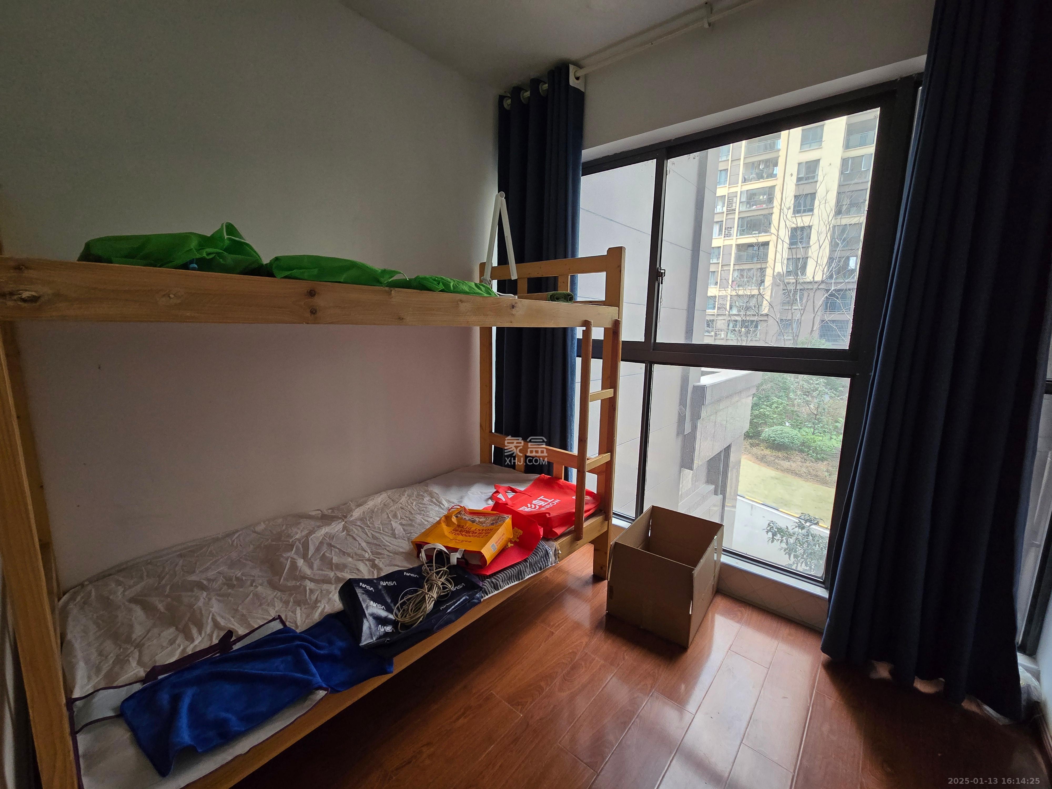 湘熙水郡(观澜海赋家园) 4室2厅2卫 3100.0元/月 湘熙水郡(观澜海赋家园) 4室2厅2卫 3100.0元/月室内图