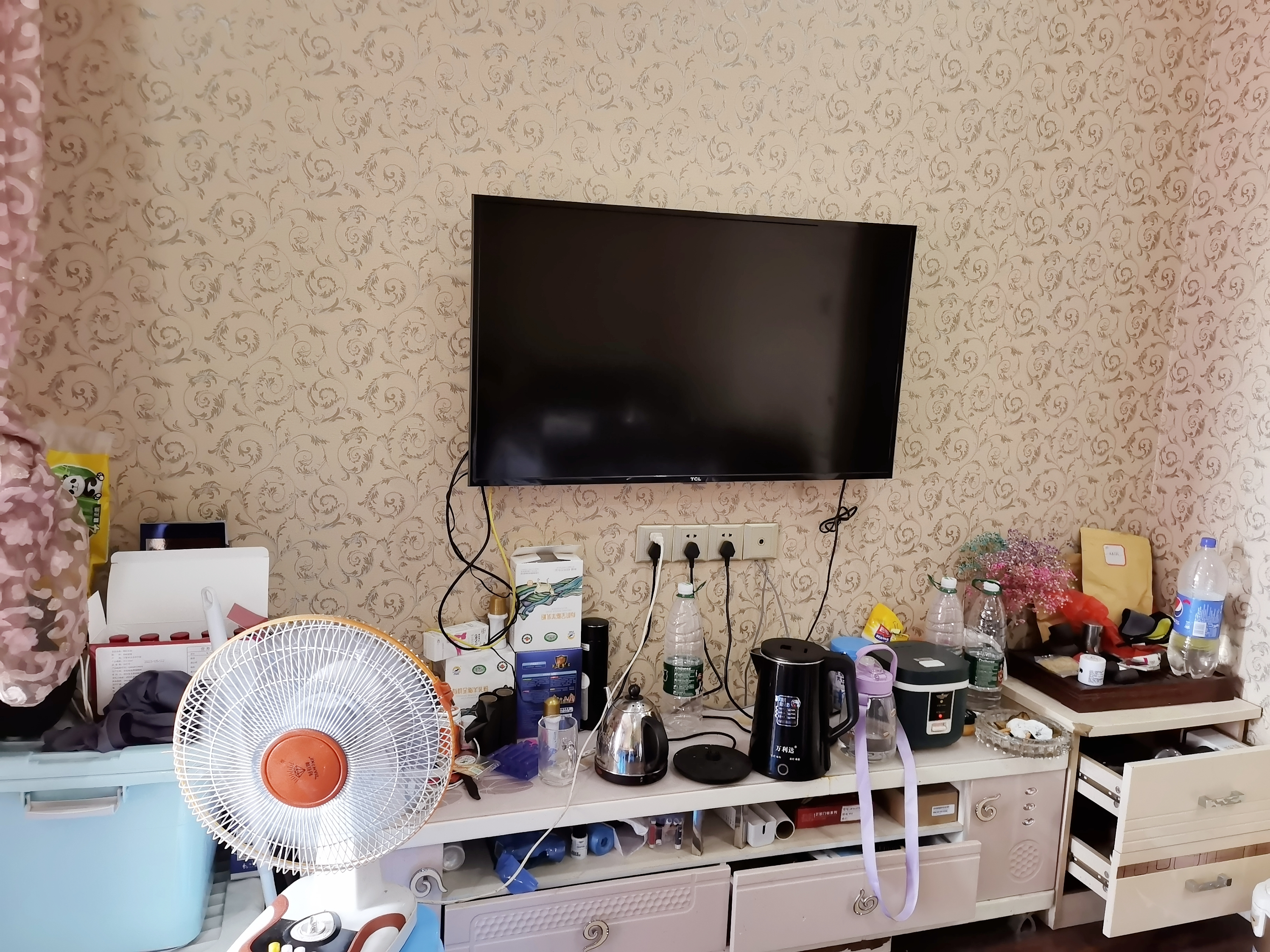 万豪城市花园  1室1厅1卫    1200.0元/月室内图