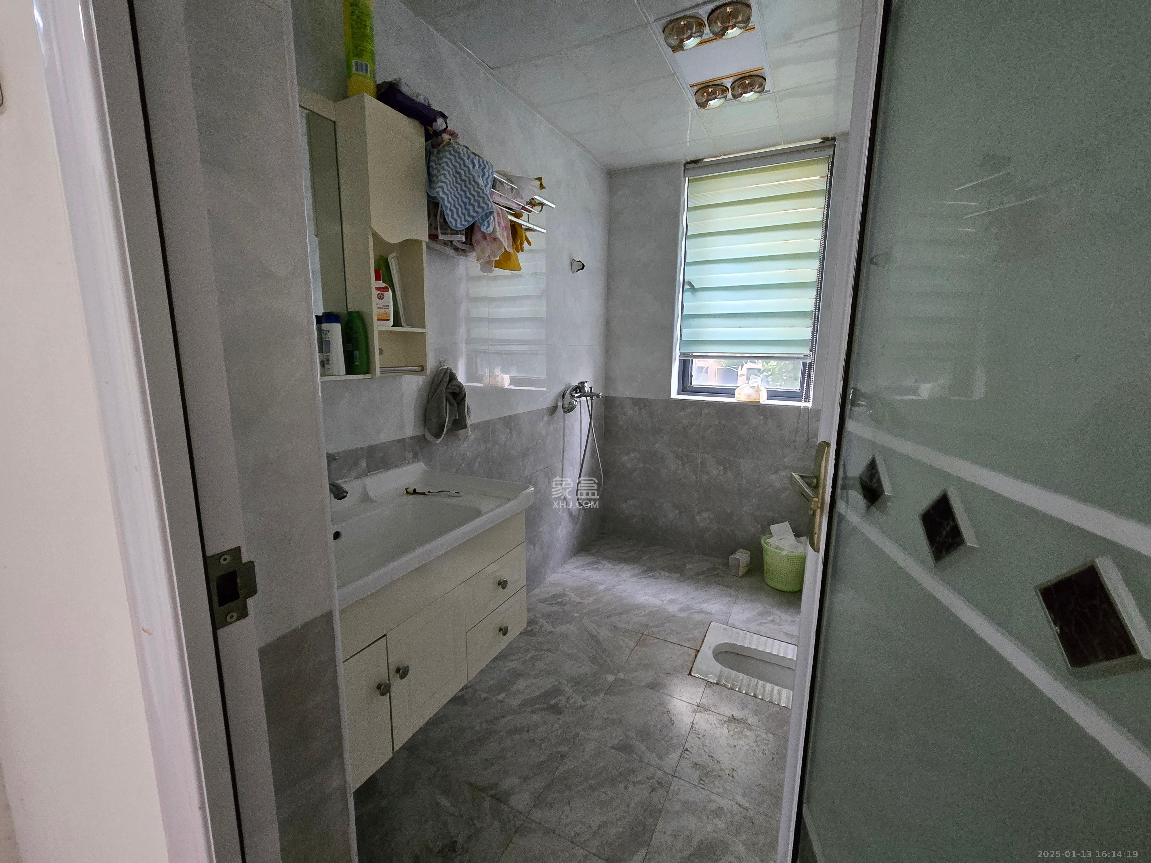 湘熙水郡(观澜海赋家园) 4室2厅2卫 3100.0元/月 湘熙水郡(观澜海赋家园) 4室2厅2卫 3100.0元/月室内图