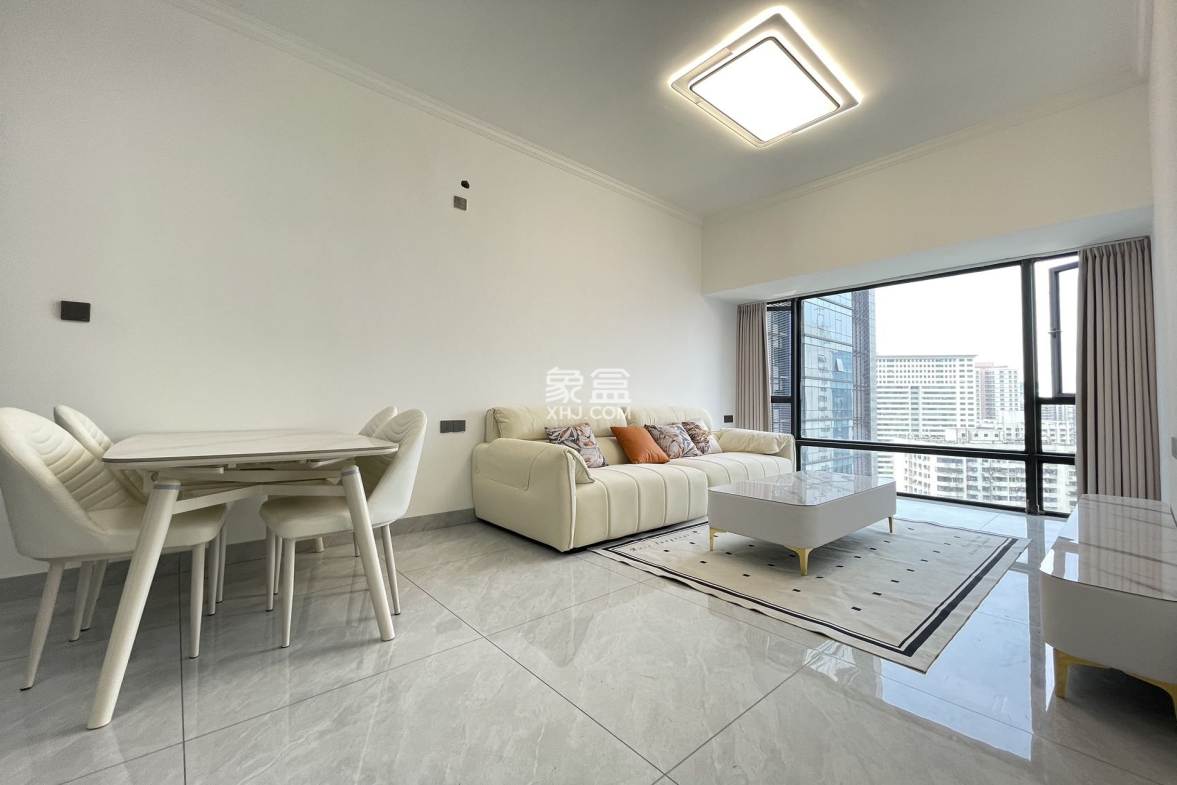 逸龙广场 1室0厅0卫 3800.0元/月 逸龙广场 1室0厅0卫 3800.0元/月室内图