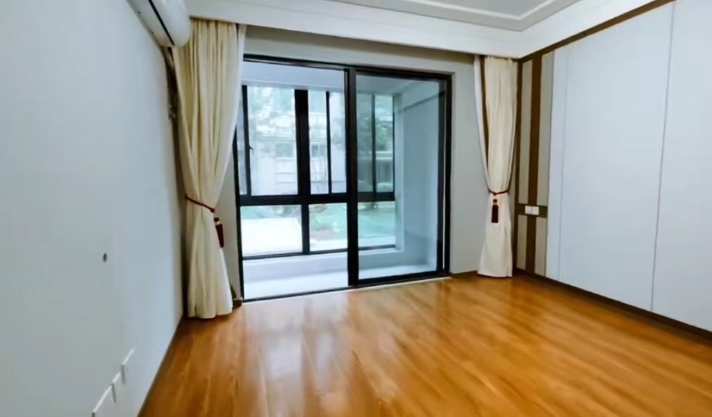 开维生态城  4室3厅3卫    388.0万 开维生态城  4室3厅3卫    388.0万室内图