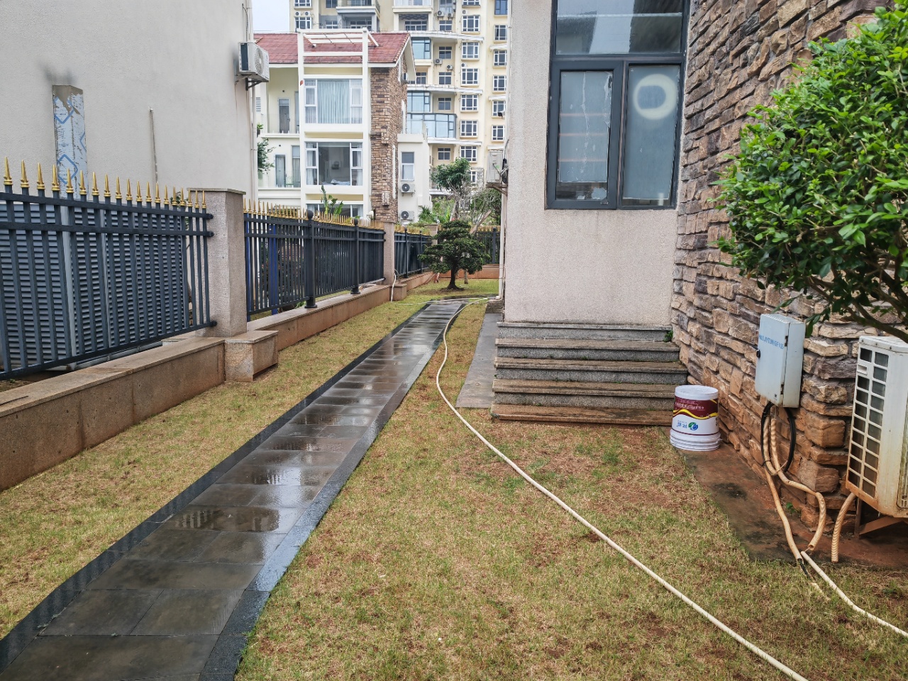 昌茂西雅图·丽湾  6室3厅6卫    1110.0万 昌茂西雅图·丽湾  6室3厅6卫    1110.0万室内图