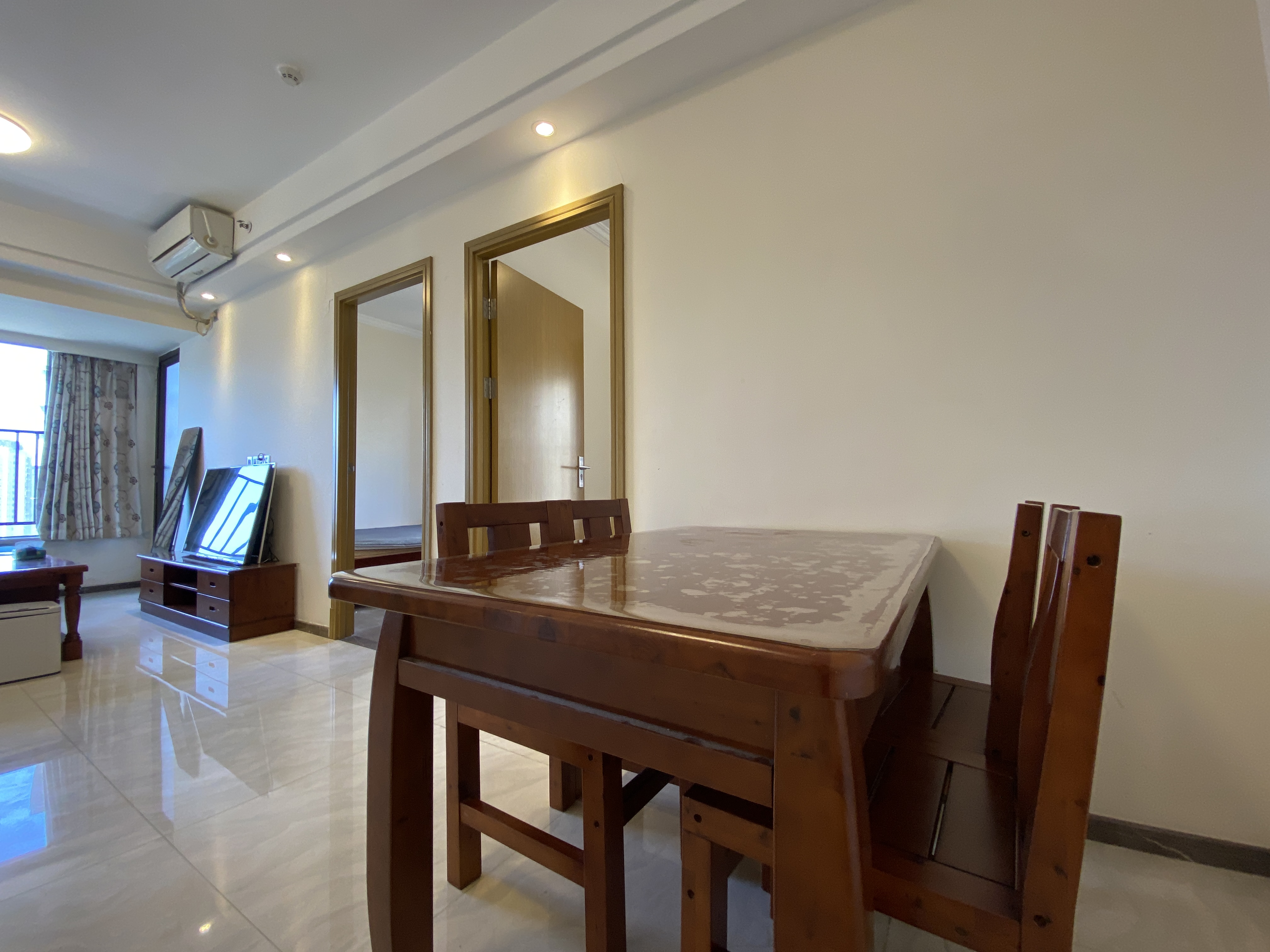 滨江海岸三期 2室2厅1卫 2800.0元/月 滨江海岸三期 2室2厅1卫 2800.0元/月室内图