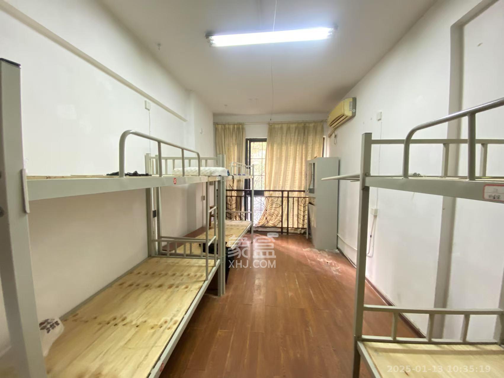 沁园春御院  3室2厅1卫   2400.00元/月室内图